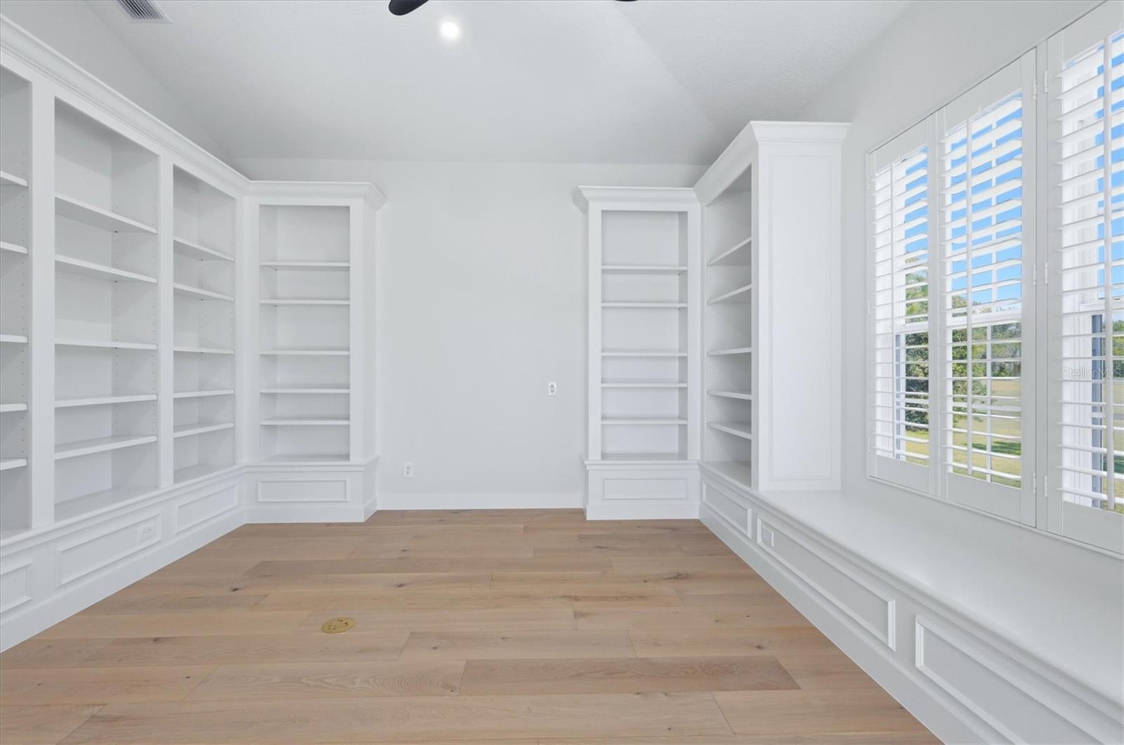 7242 MARLOW PL — photo 36