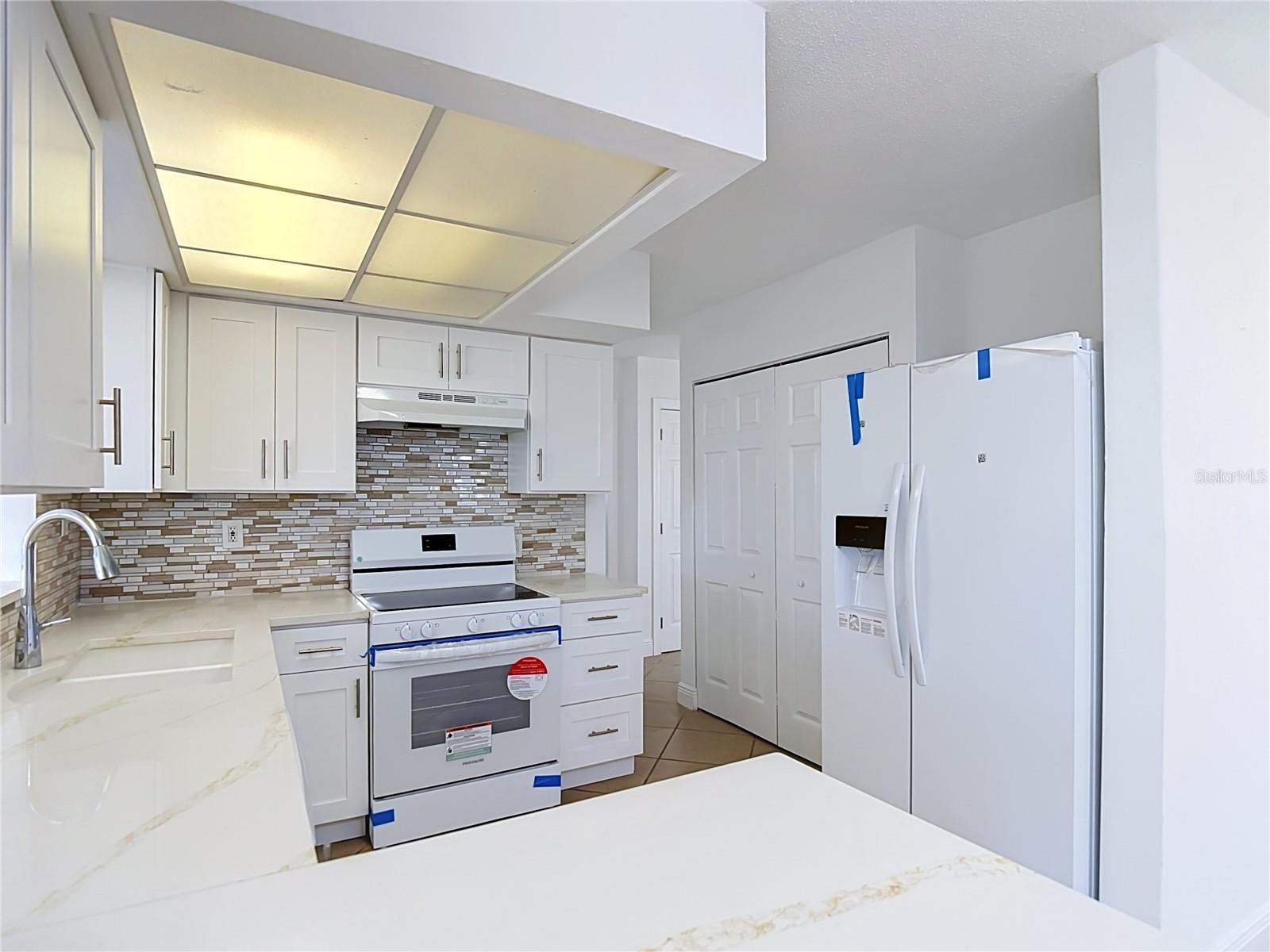 13538 LESLIE DR — photo 26
