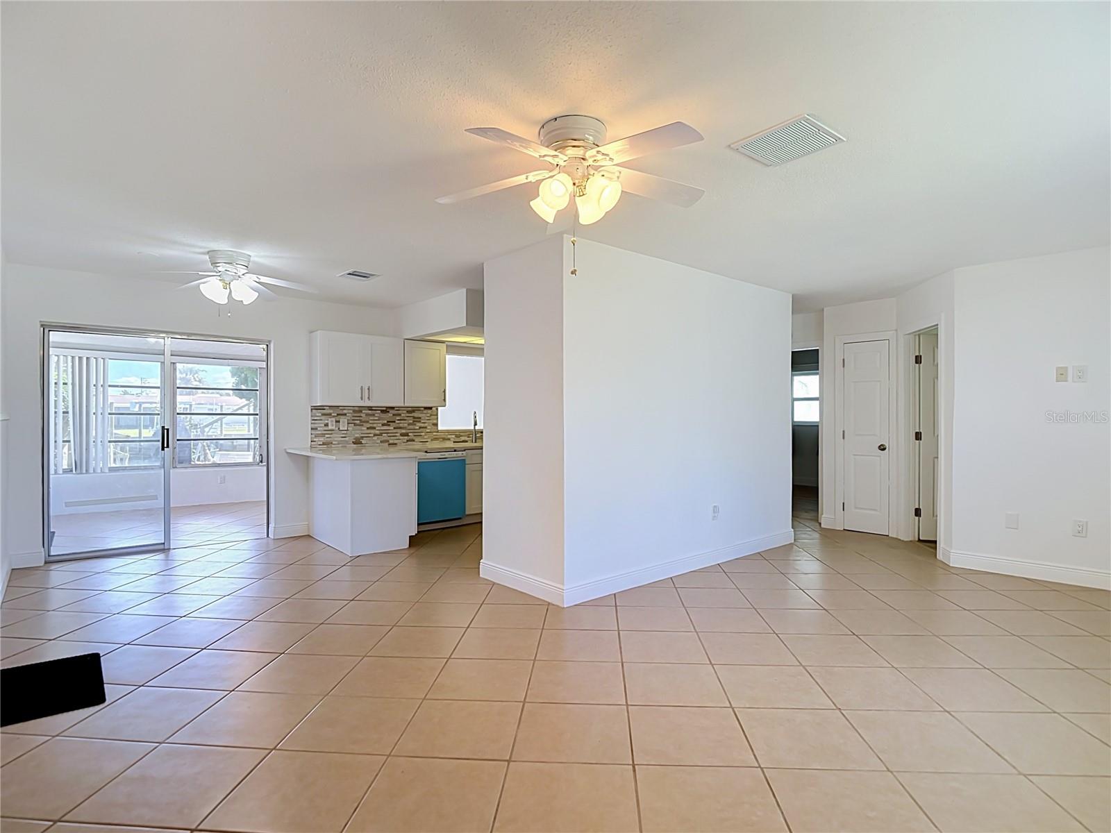 13538 LESLIE DR — photo 19