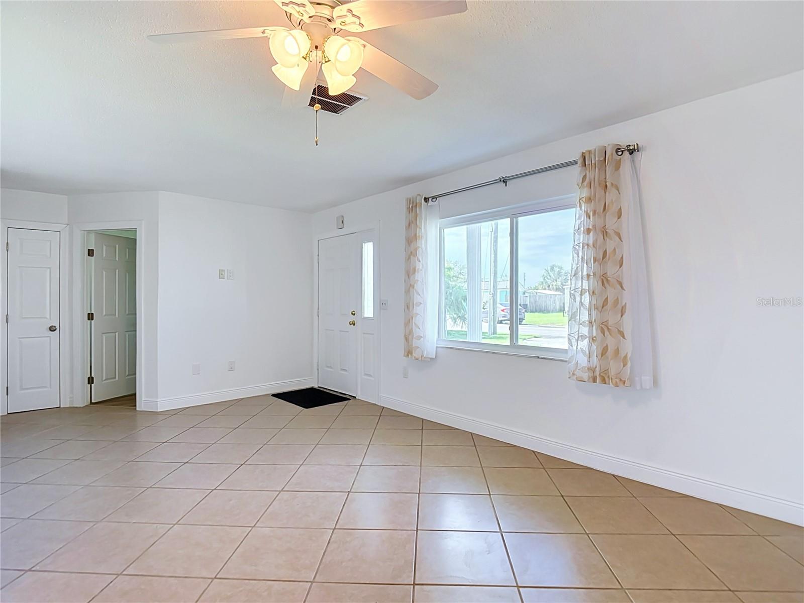 13538 LESLIE DR — photo 15