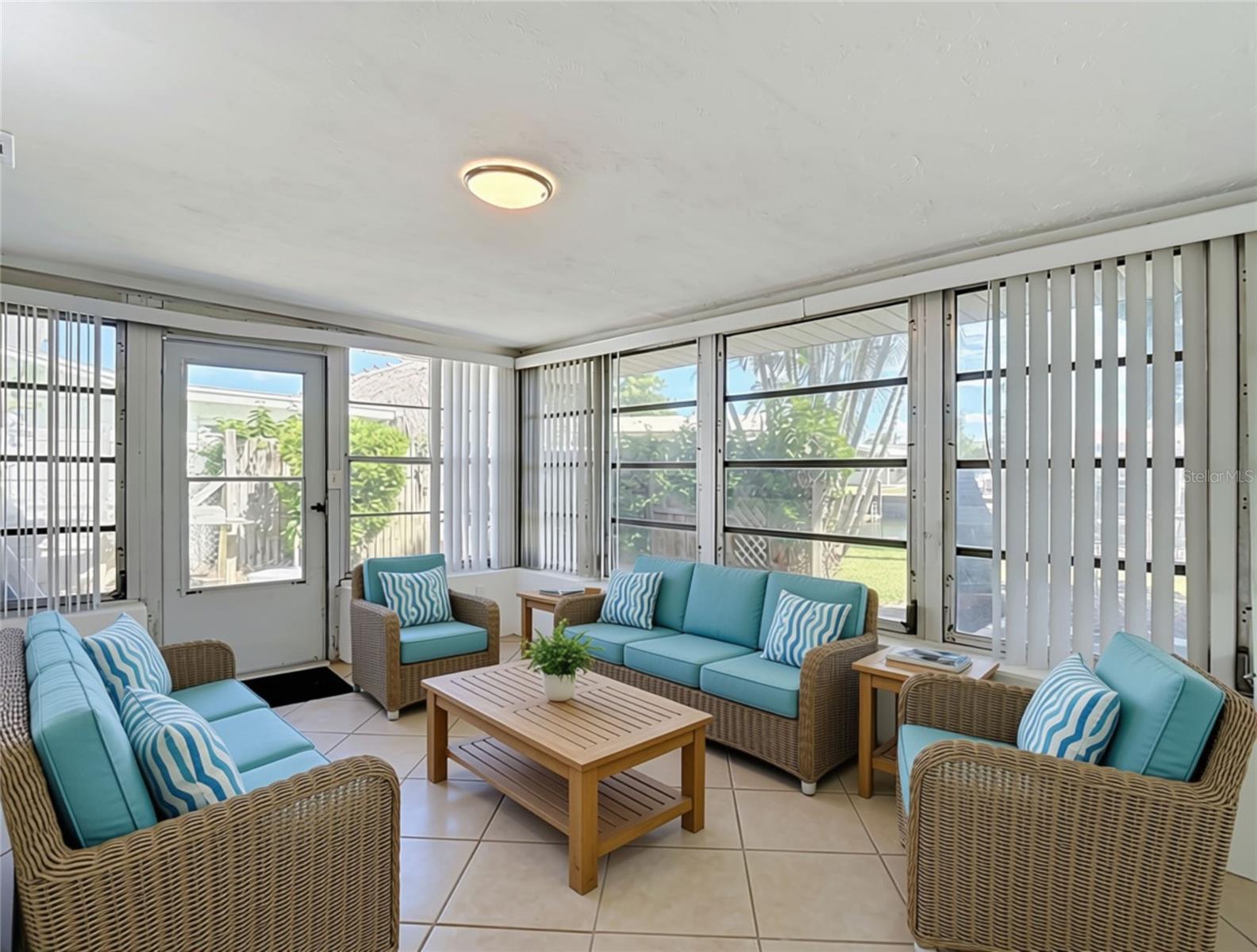 13538 LESLIE DR — photo 57