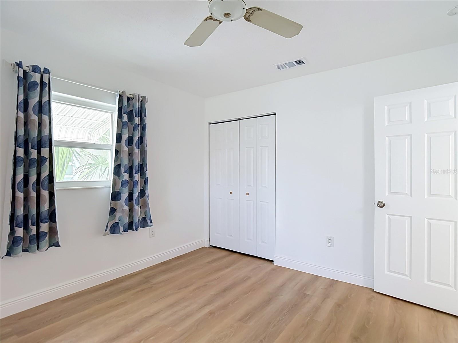 13538 LESLIE DR — photo 35