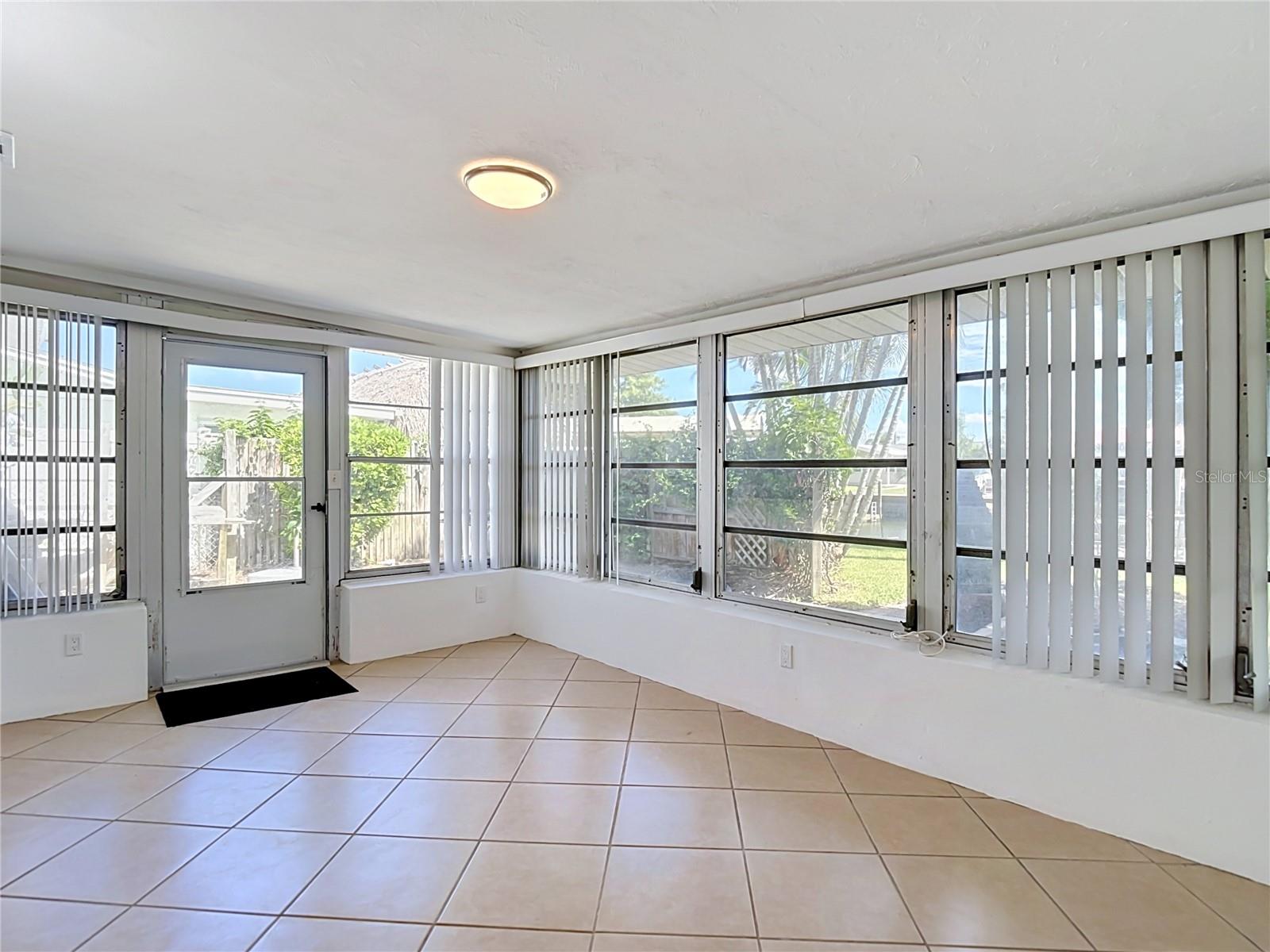 13538 LESLIE DR — photo 58