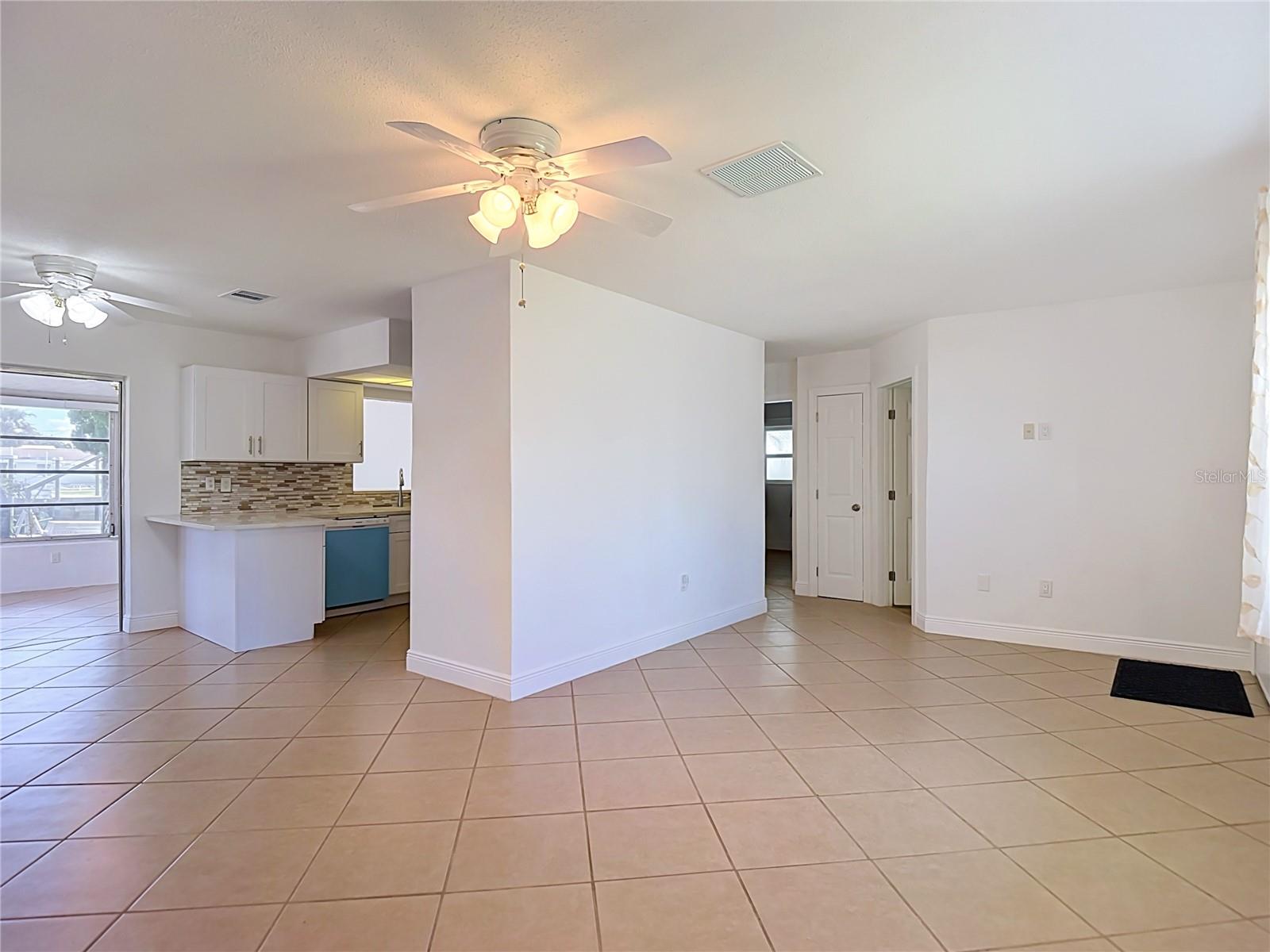 13538 LESLIE DR — photo 17