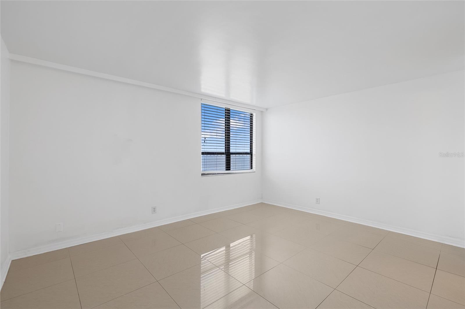2617 COVE CAY DR #604 — photo 17