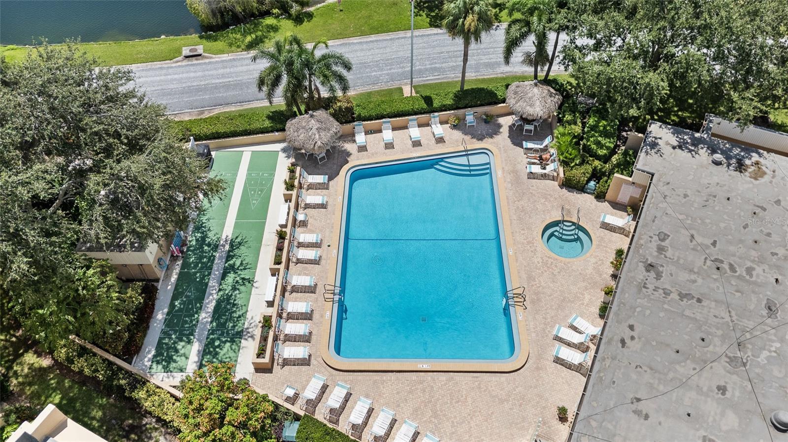 2617 COVE CAY DR #604 — photo 32