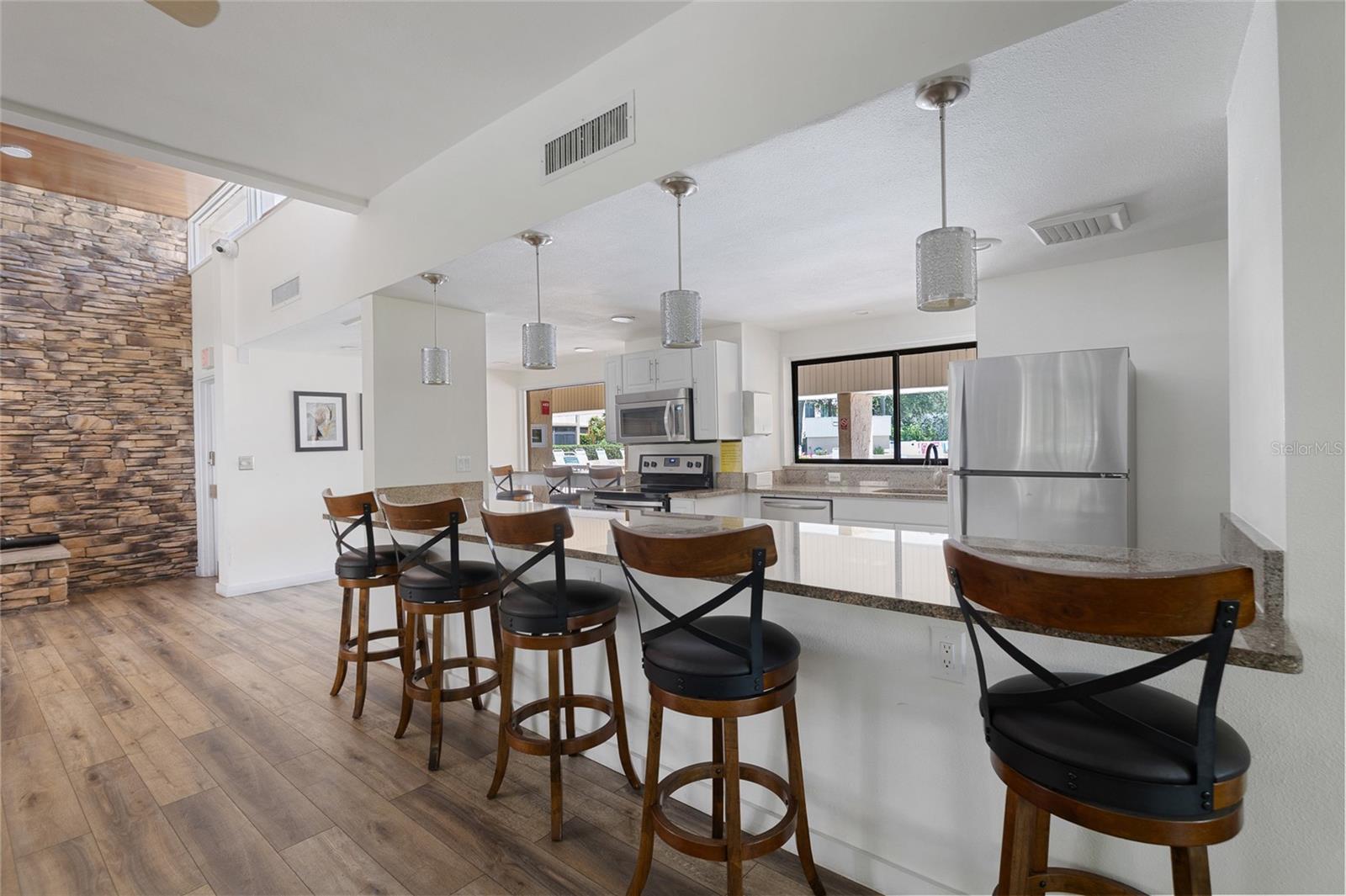 2617 COVE CAY DR #604 — photo 35
