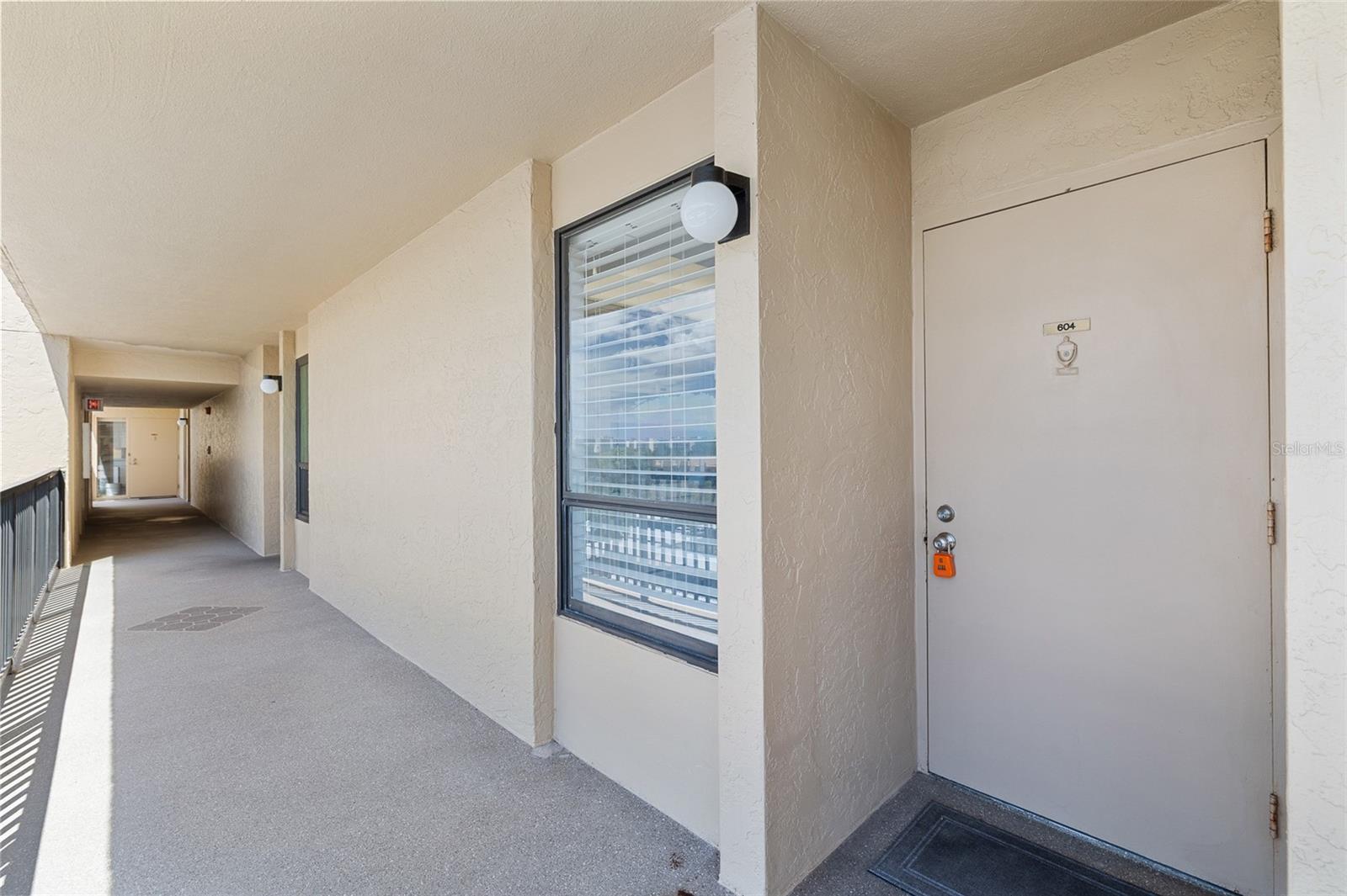 2617 COVE CAY DR #604 — photo 3