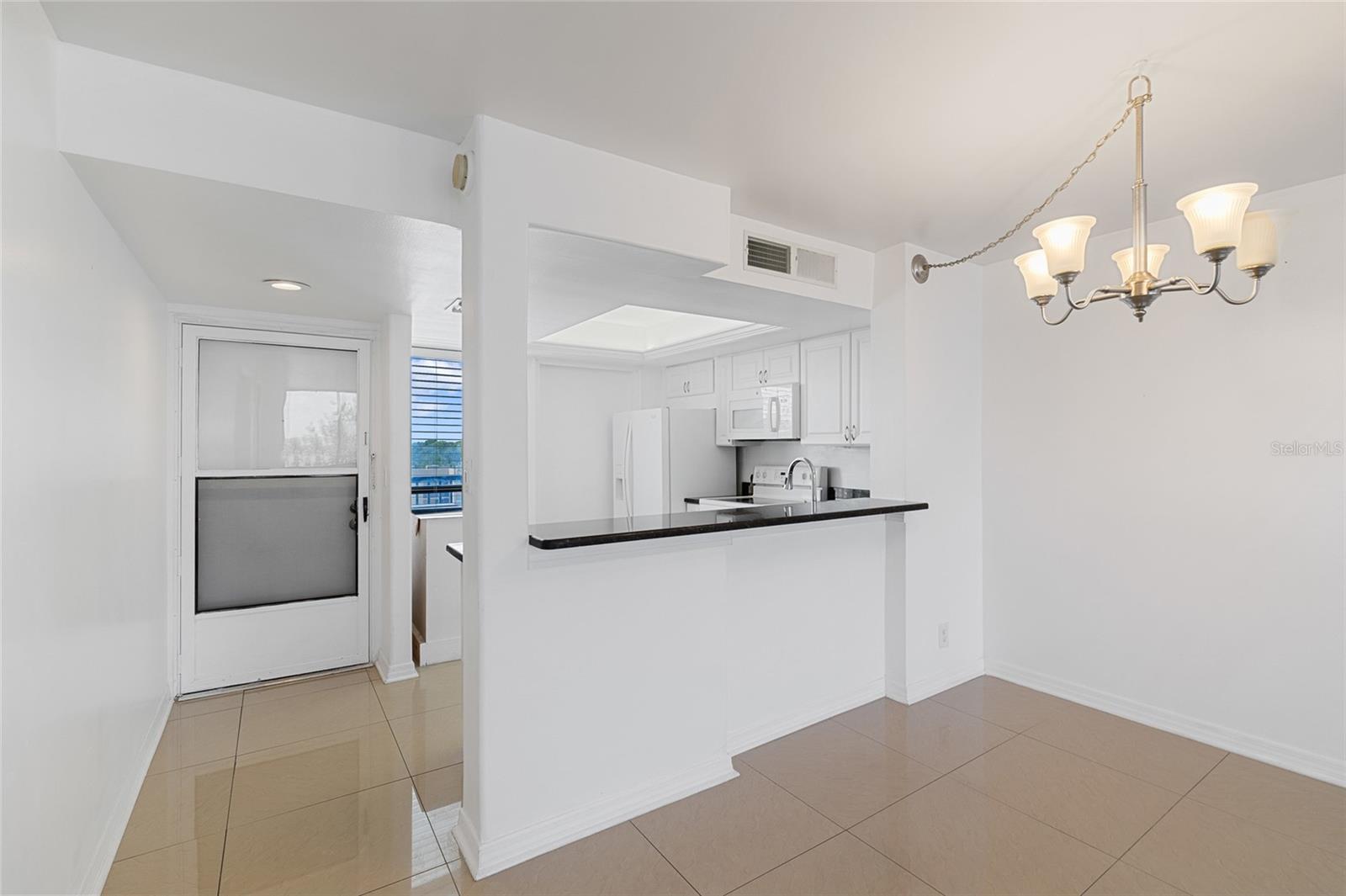 2617 COVE CAY DR #604 — photo 7