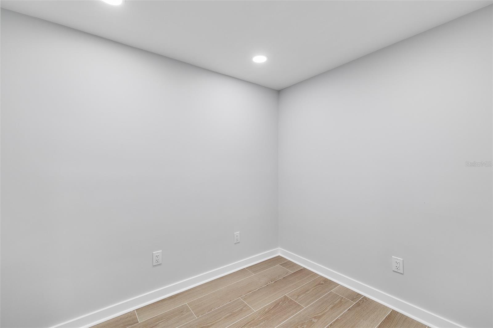2306 S SAN JOSE CIR — photo 29