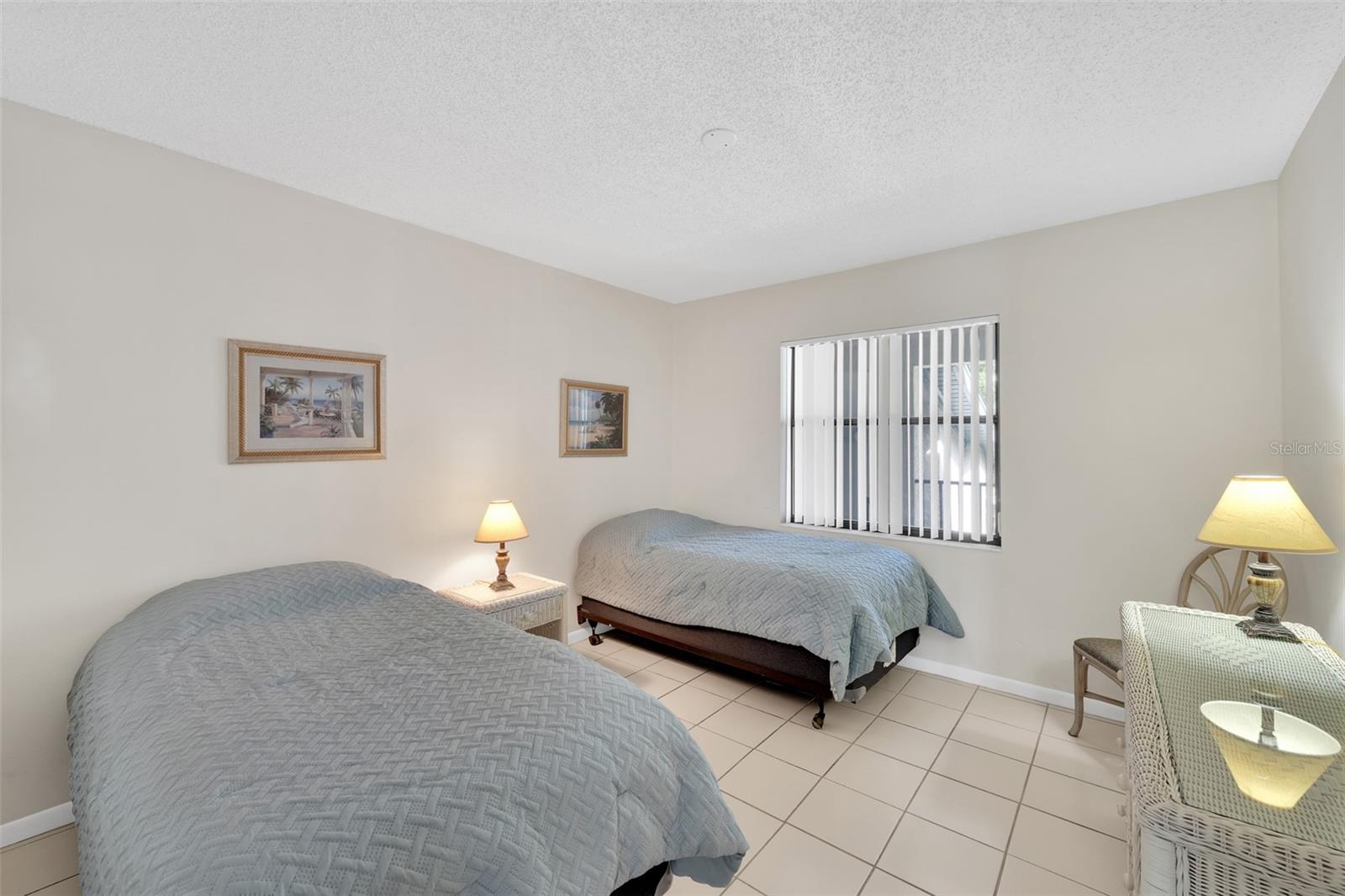 4401 46 AVE W AVE W #201 — photo 7