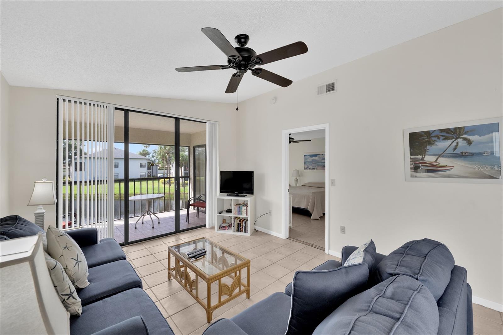 4401 46 AVE W AVE W #201 — photo 19