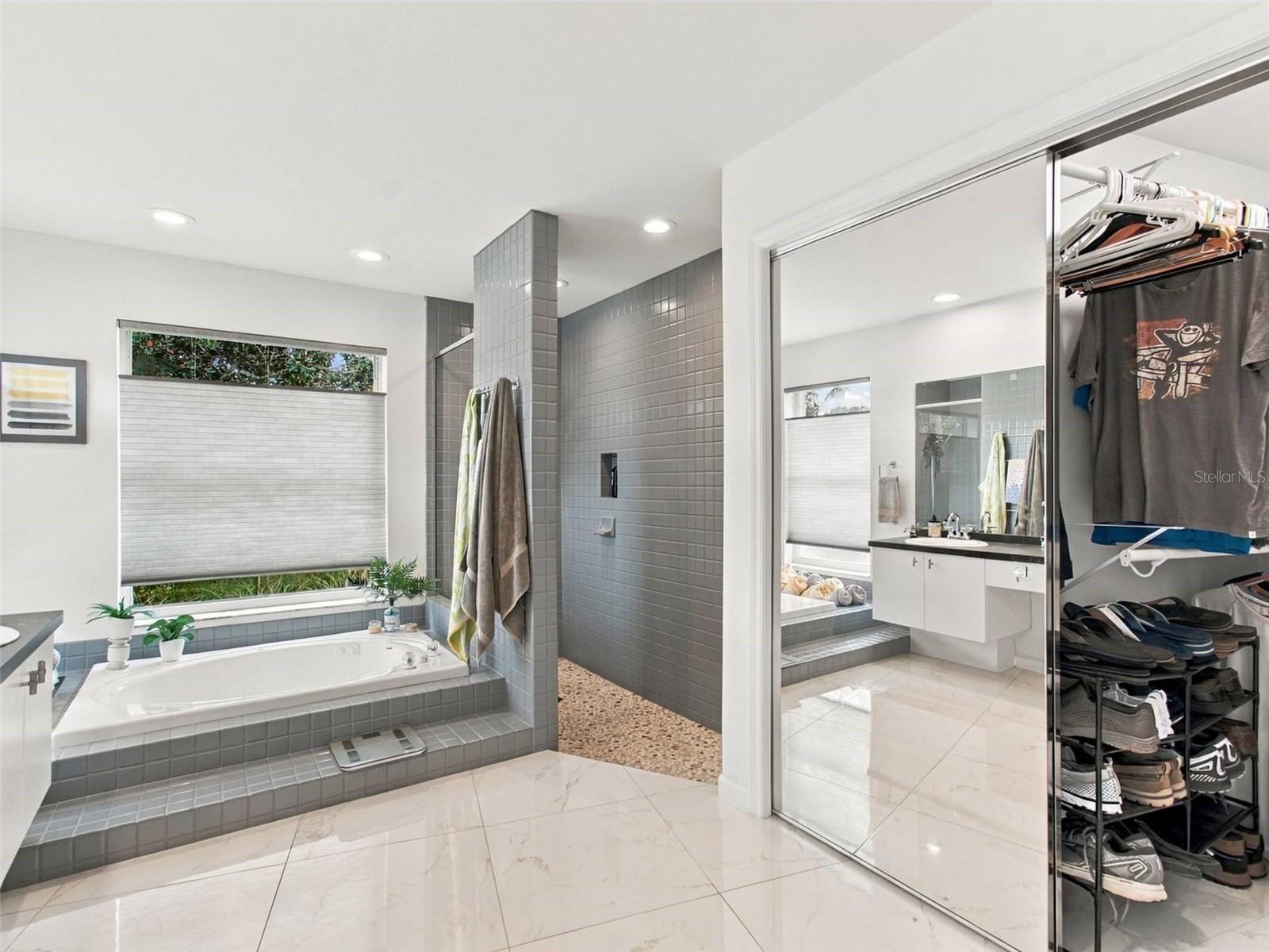 30311 FAIRWAY DR — photo 44