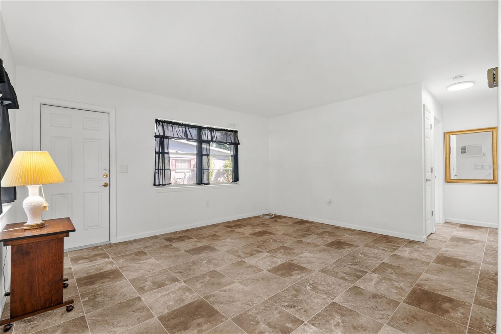 704 19TH AVE W — photo 11