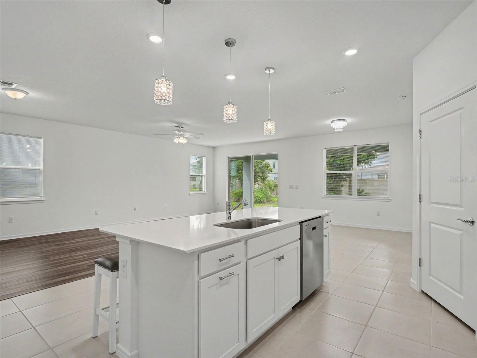 14180 SAMOA HILL CT — photo 9