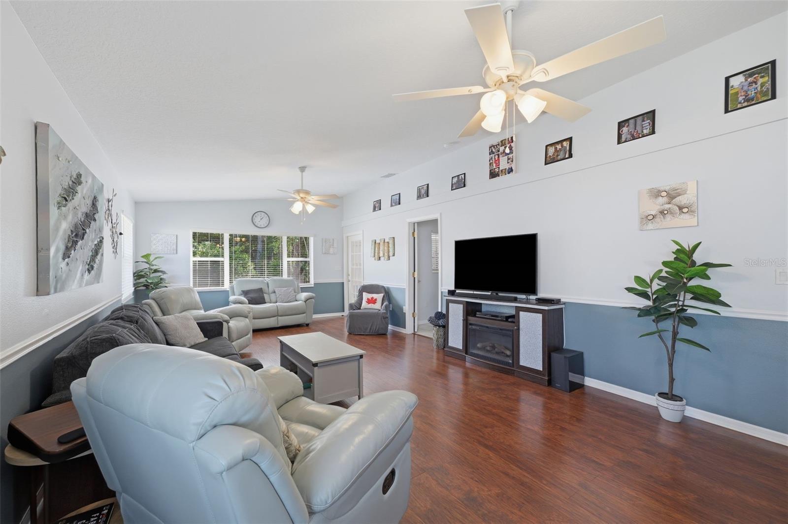 11624 FOXWORTH LN — photo 15