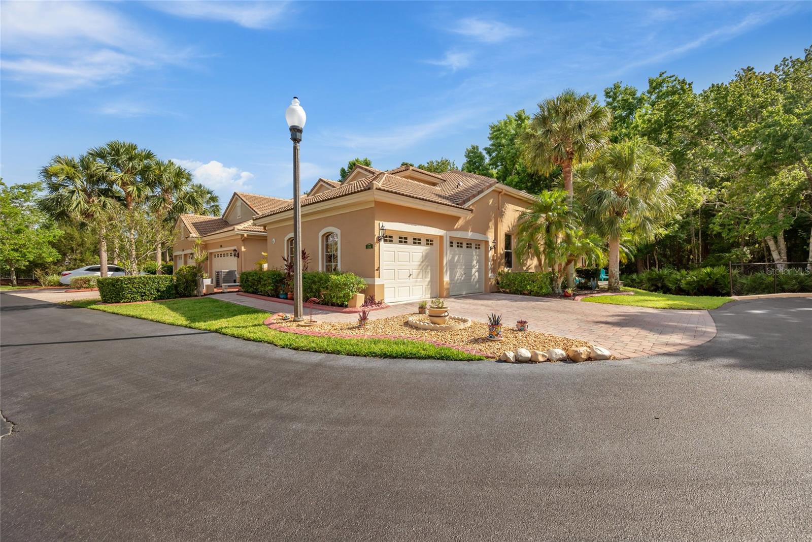 7246 GABERIA RD — photo 3