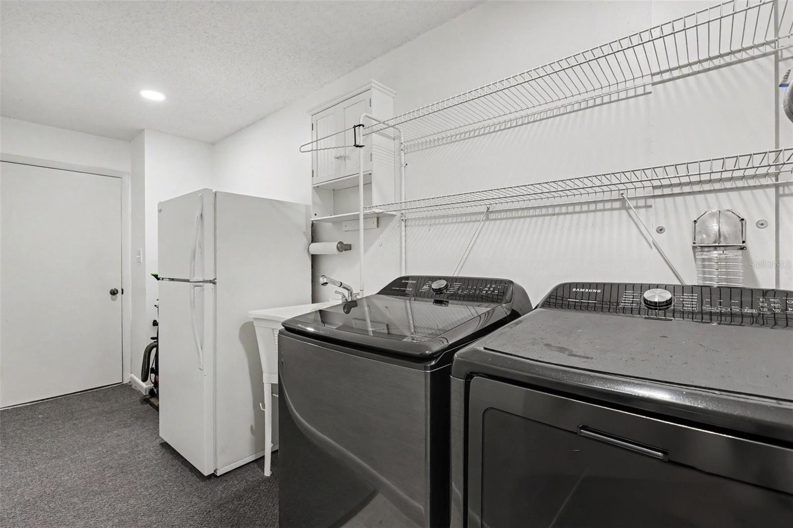 103 VALENCIA CT N — photo 24