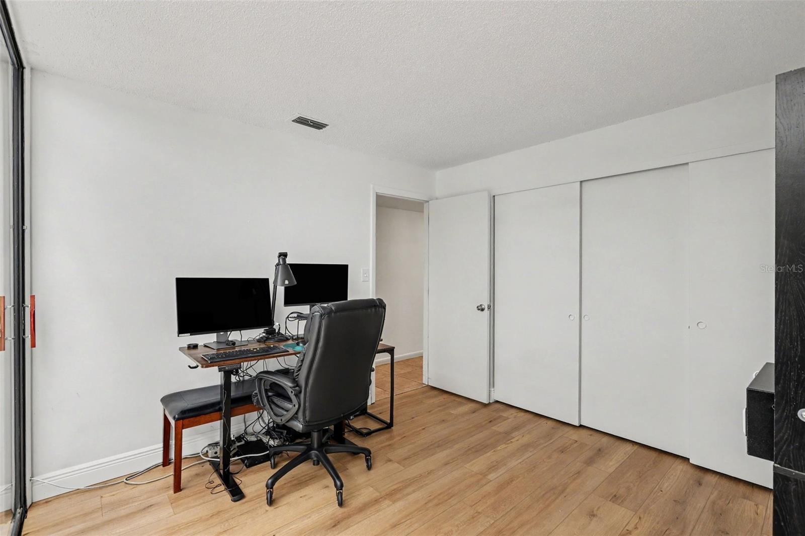 103 VALENCIA CT N — photo 16
