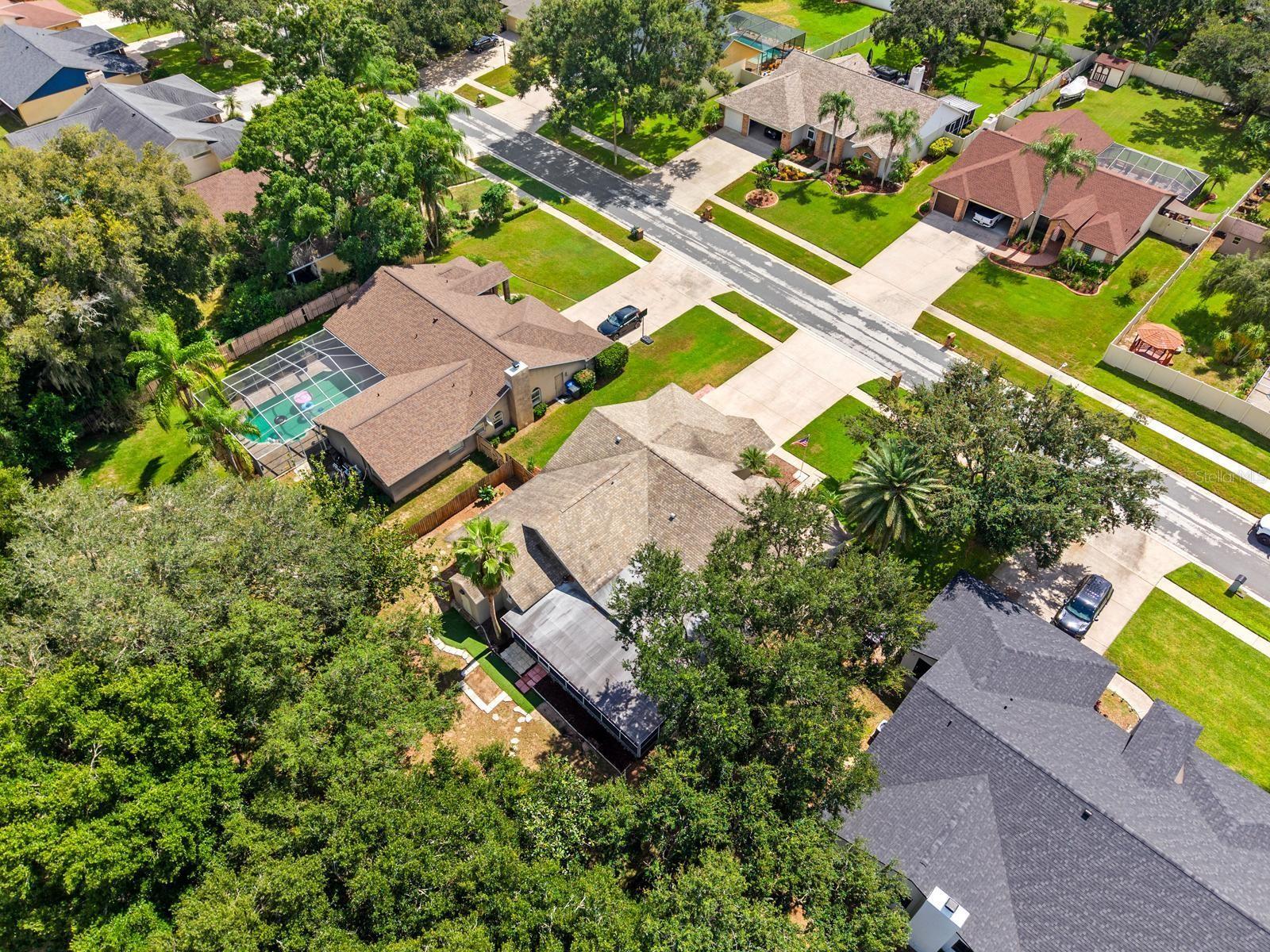 3912 APPLETREE DR — photo 44