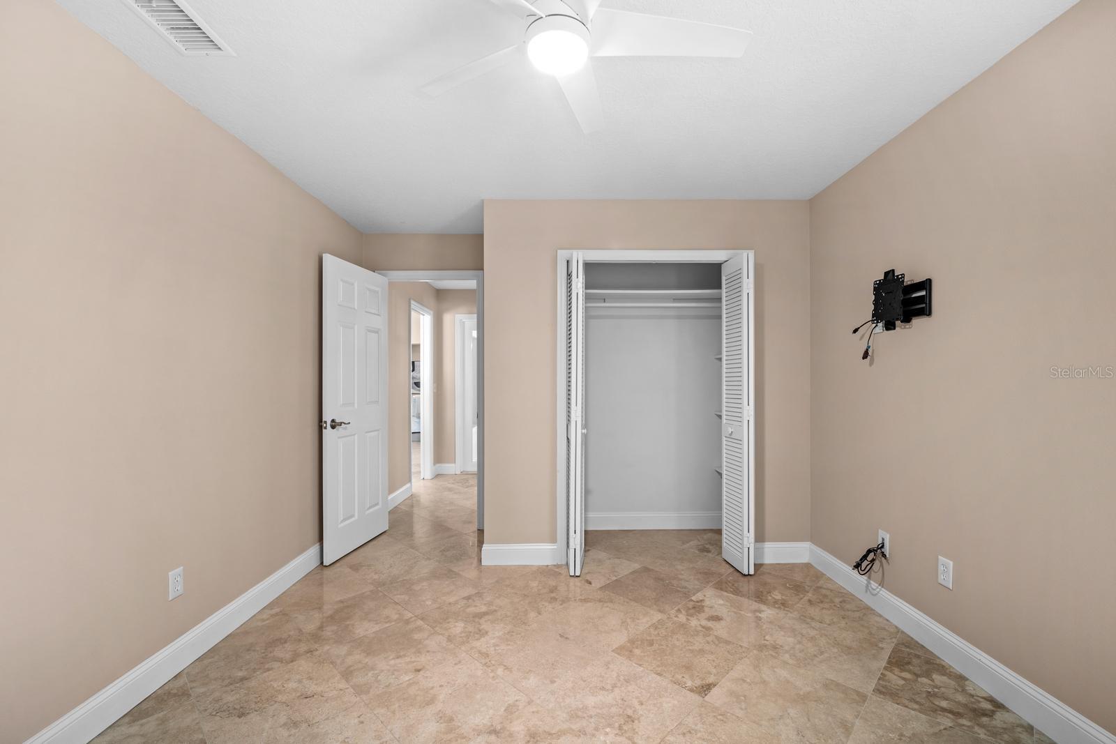 3912 APPLETREE DR — photo 34