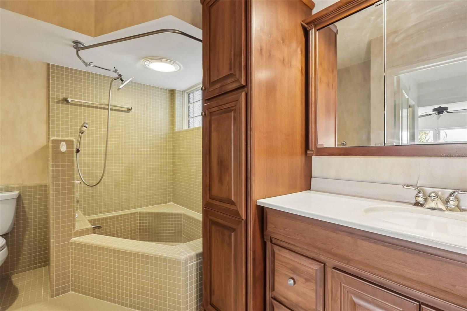 3 COUNTRY CLUB DR #3 — photo 26