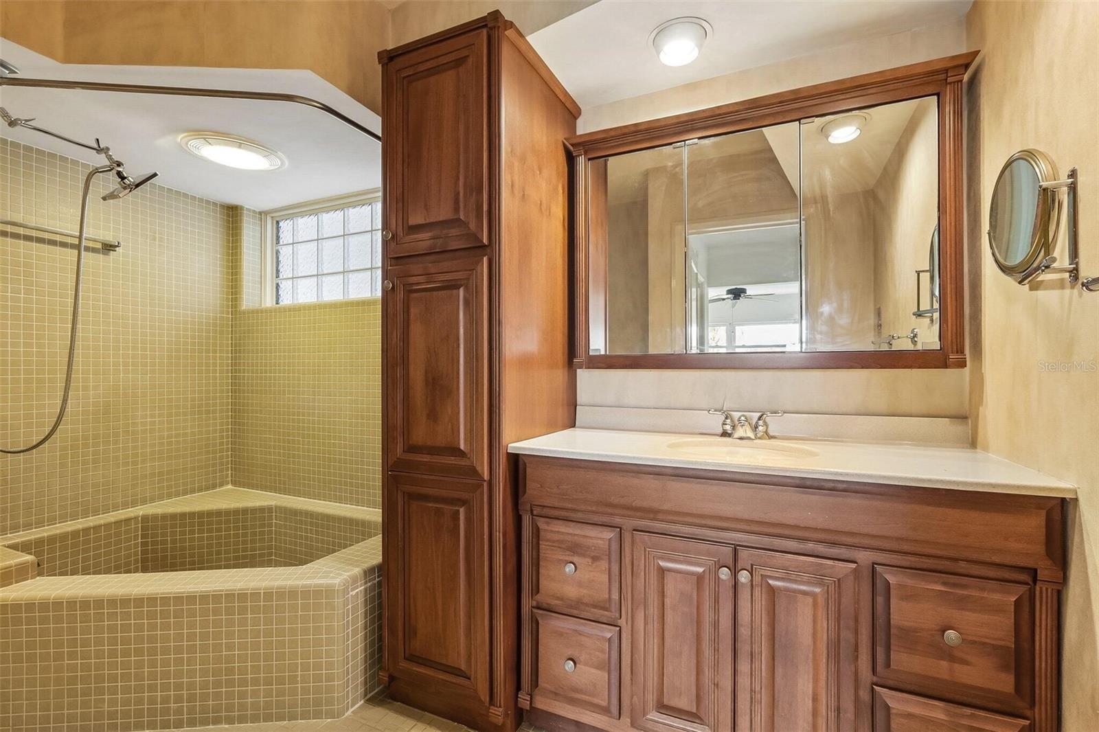3 COUNTRY CLUB DR #3 — photo 27