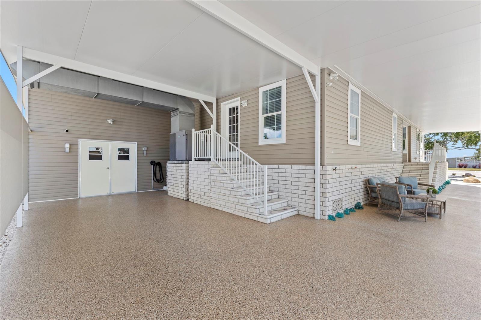 7300 AMERICANA DR NE #143 — photo 38
