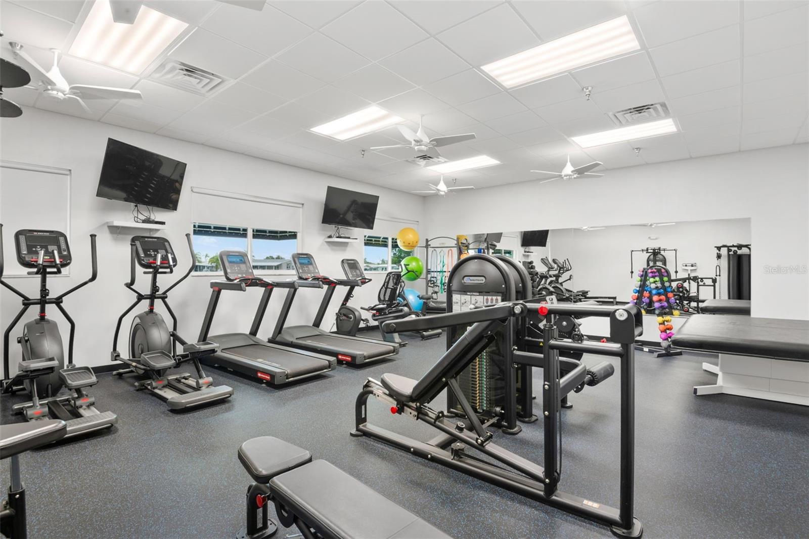 7300 AMERICANA DR NE #143 — photo 49