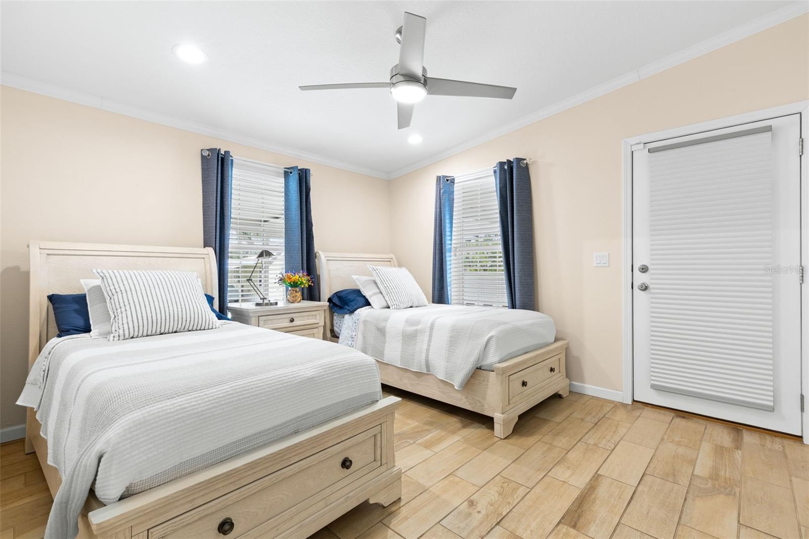 7300 AMERICANA DR NE #143 — photo 29