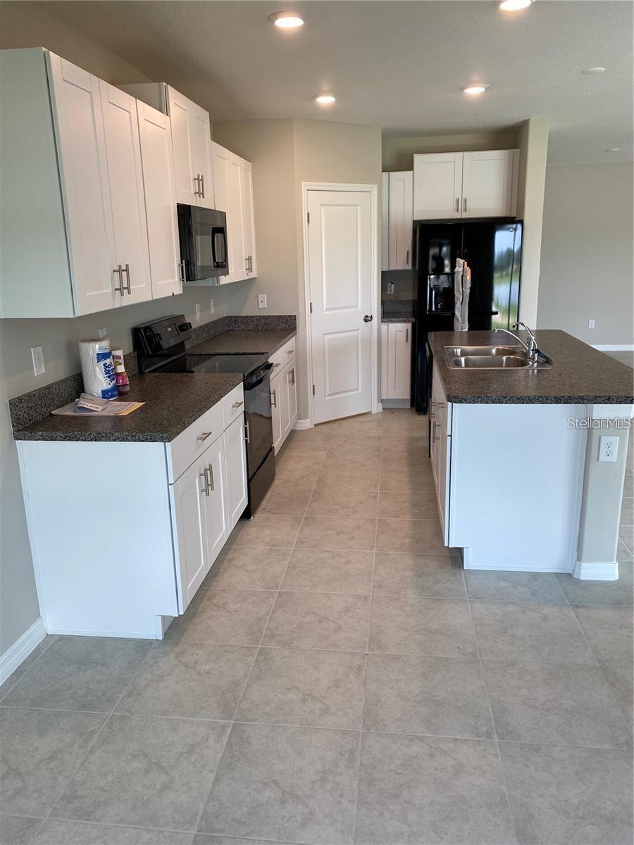 7038 SAMUEL IVY DR DR — photo 5