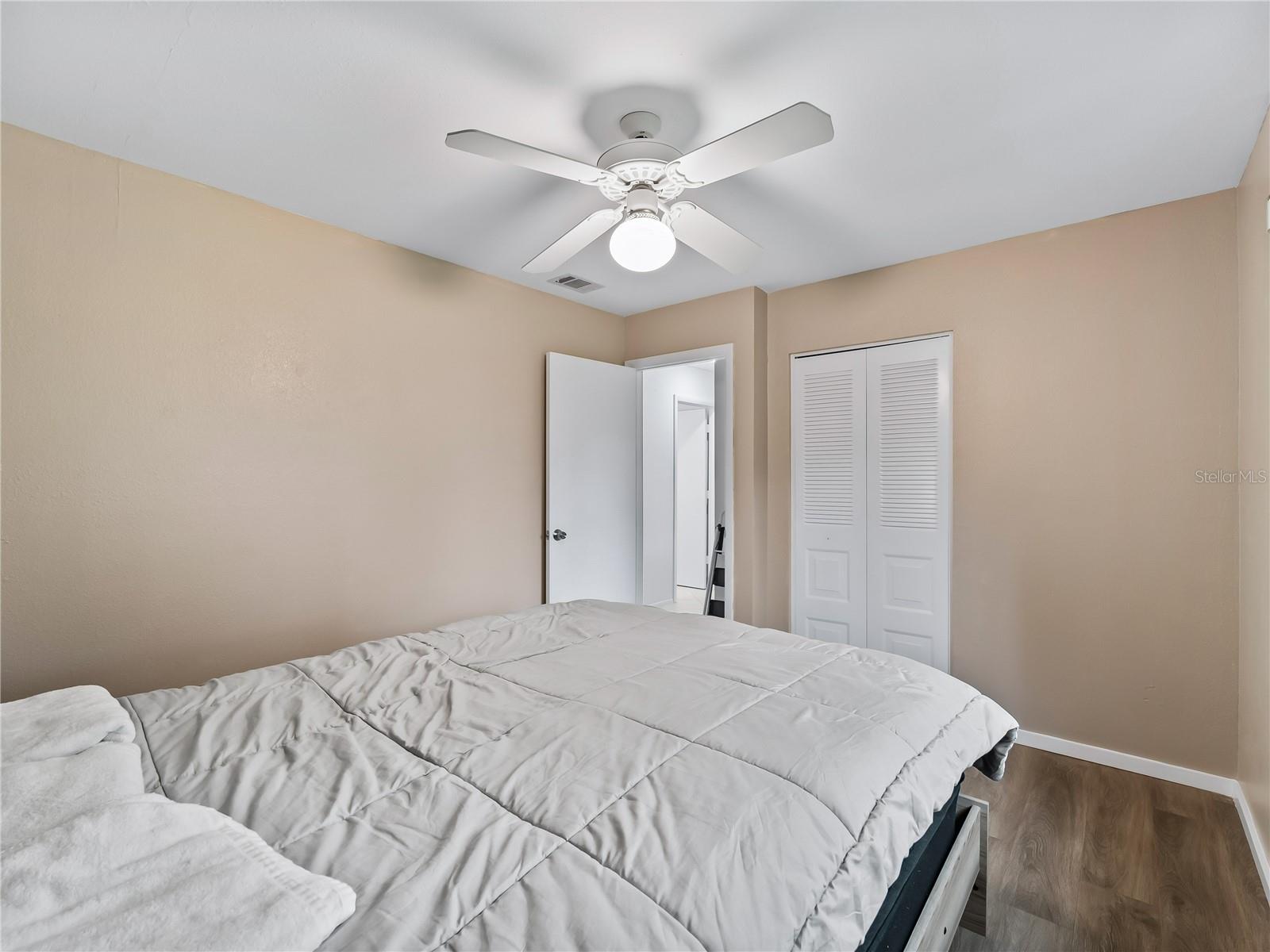 8130 PICKWICK RD — photo 16