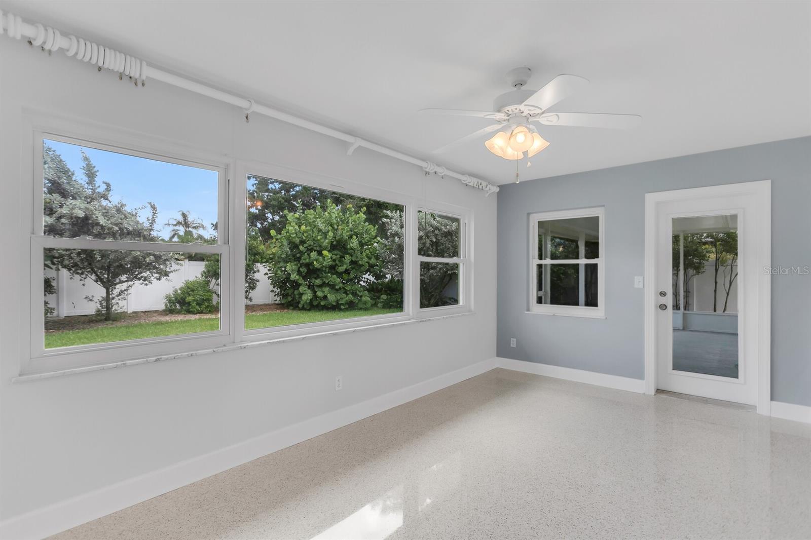 88 NEW JERSEY DR — photo 17