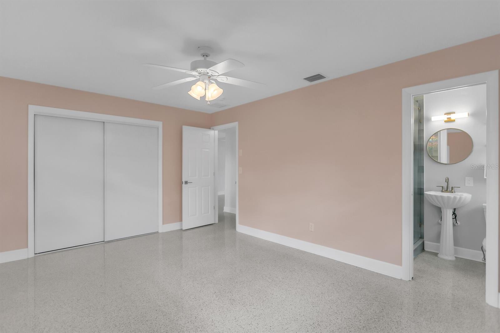 88 NEW JERSEY DR — photo 20