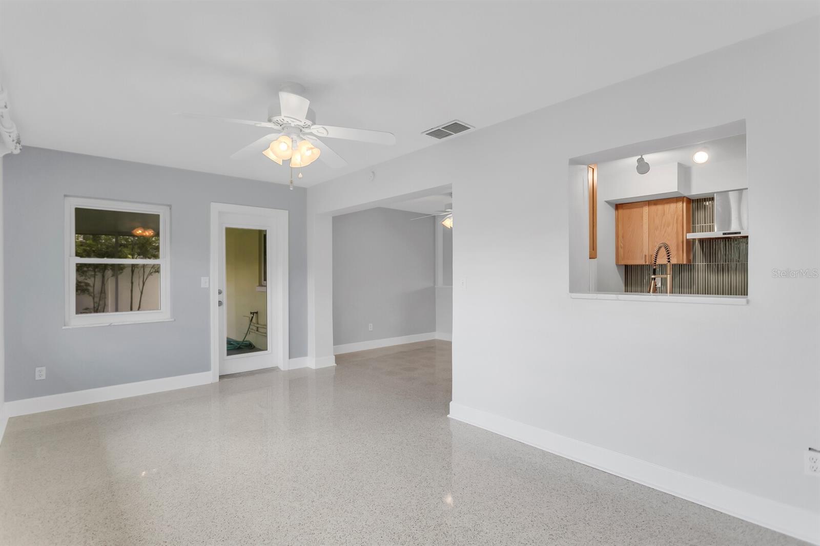88 NEW JERSEY DR — photo 16