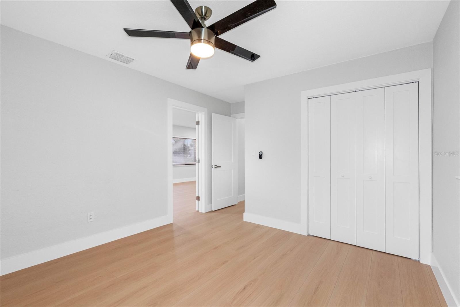 1005 APACHE TRL — photo 24