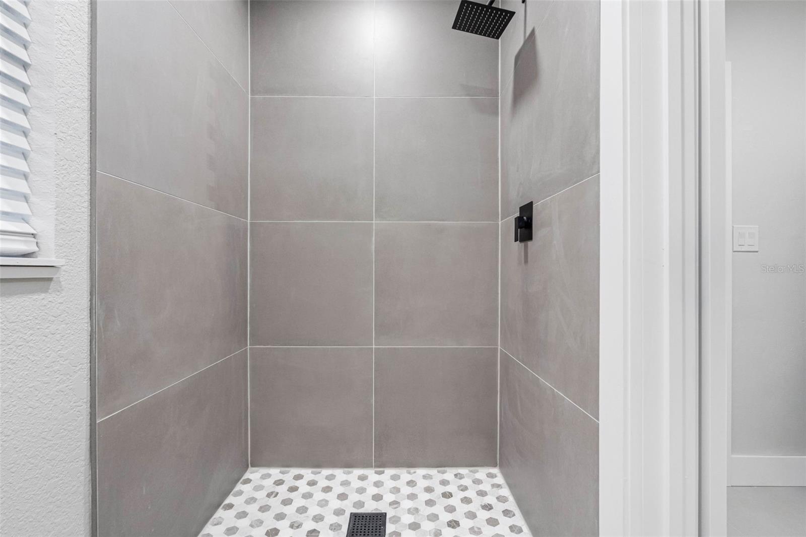 1005 APACHE TRL — photo 17