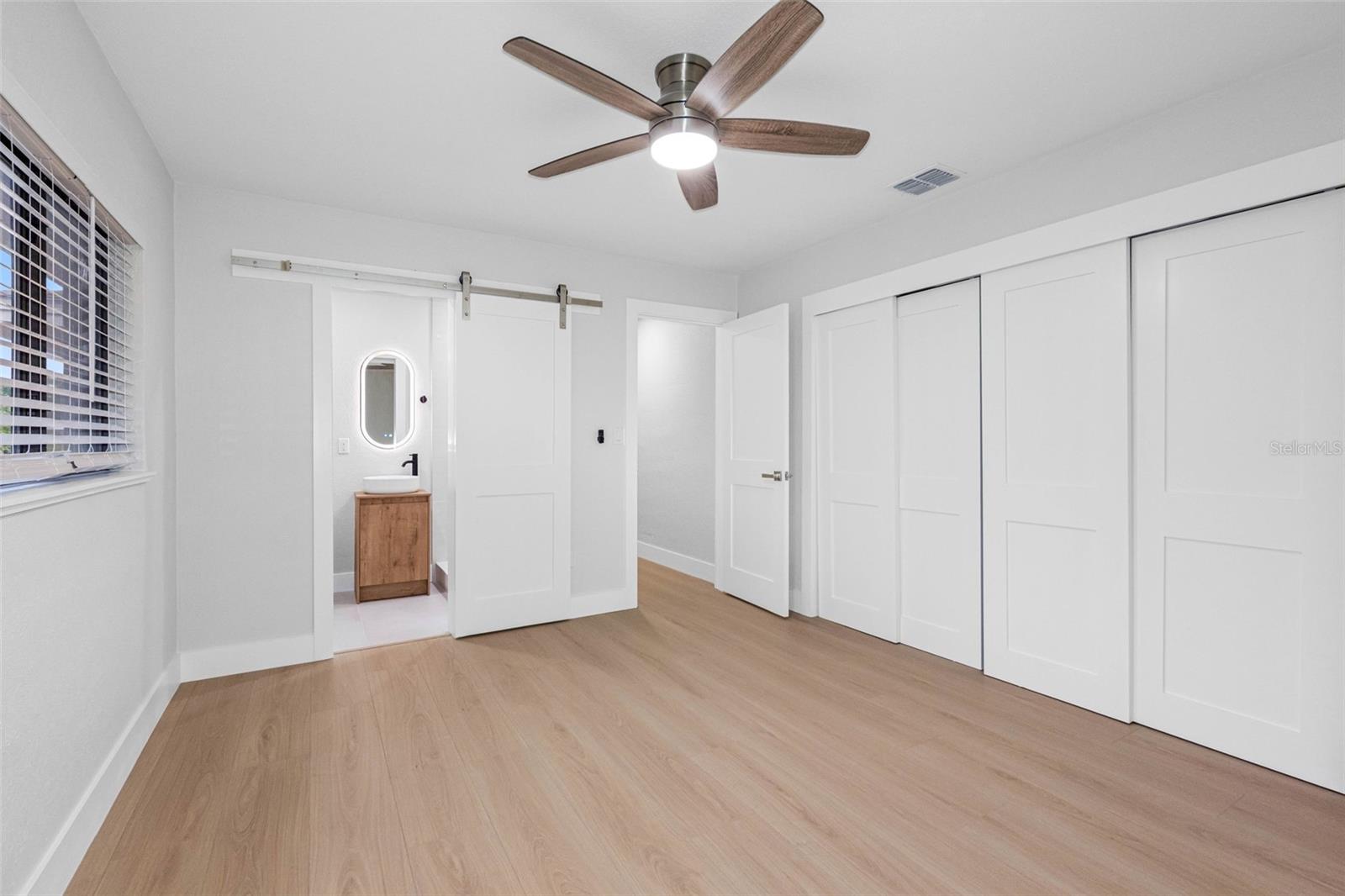 1005 APACHE TRL — photo 25