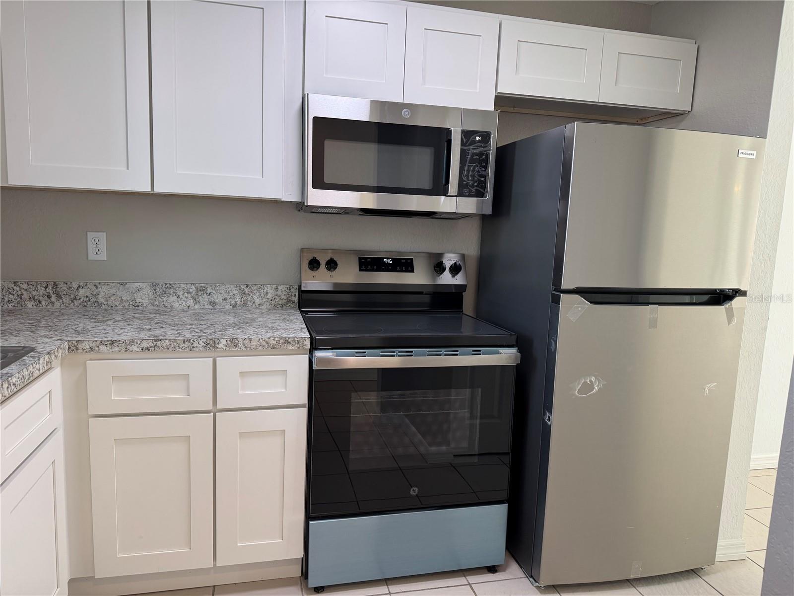6340 PROVIDENCE CIR #114 — photo 3