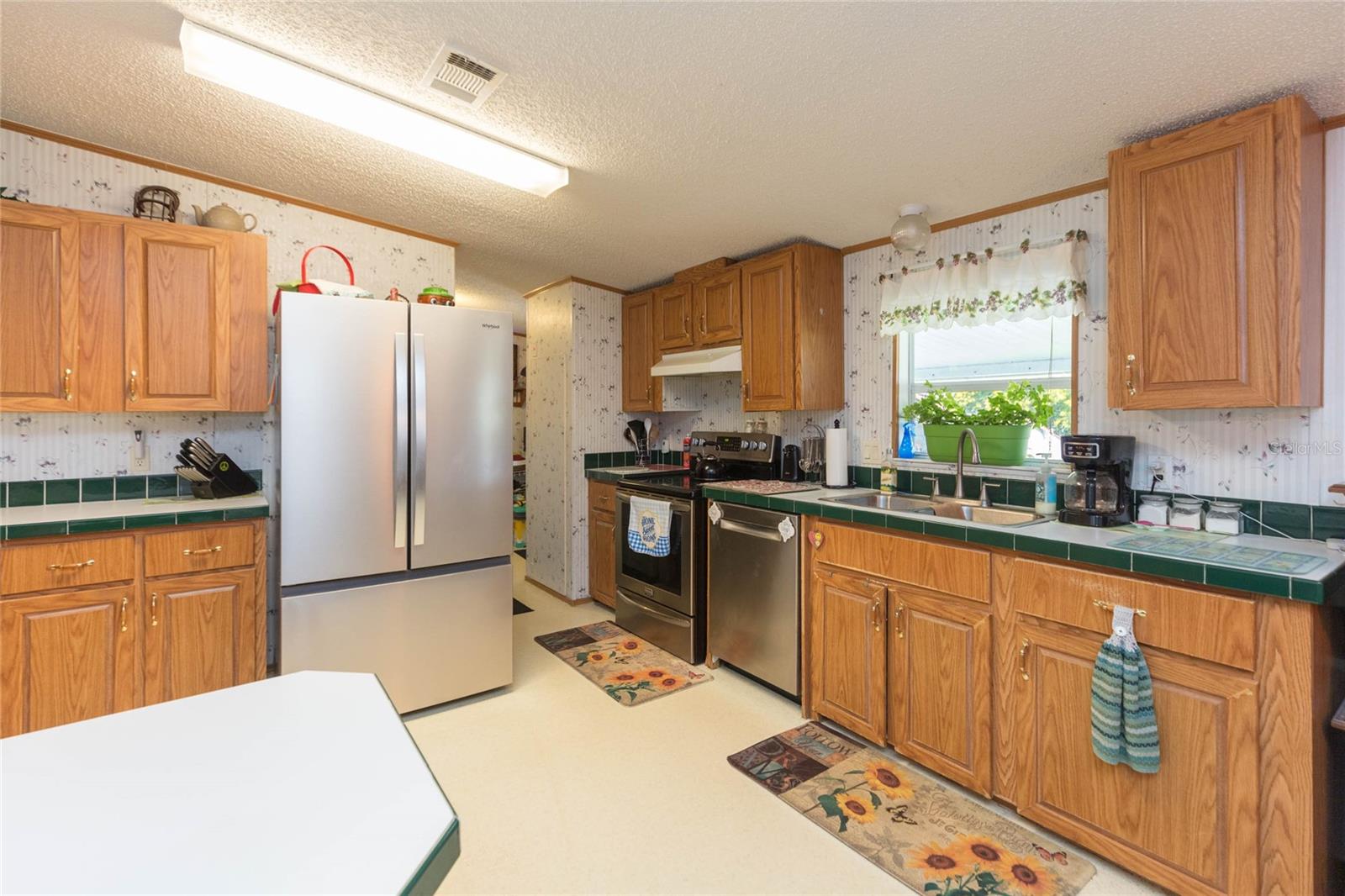 14716 BILLIE LN — photo 12