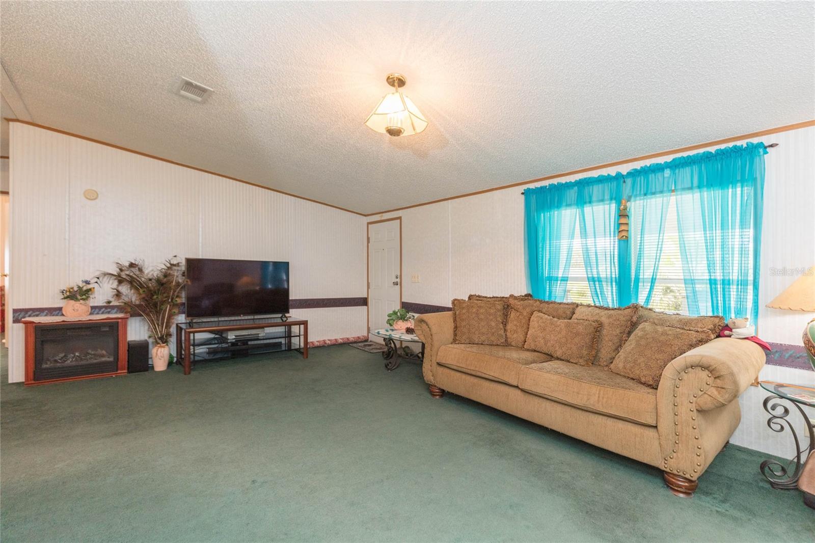 14716 BILLIE LN — photo 8