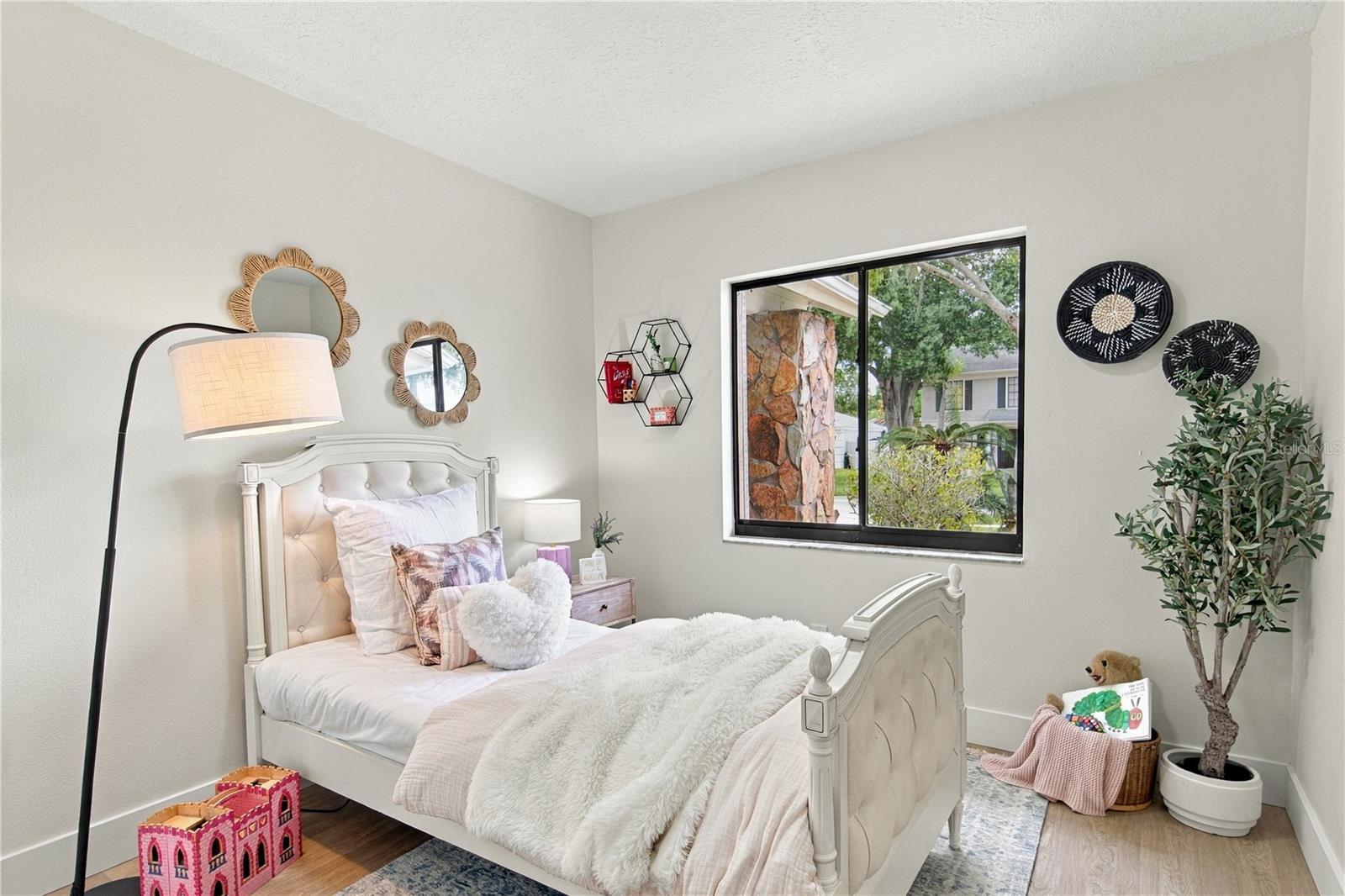 16115 PEBBLEBROOK DR — photo 31
