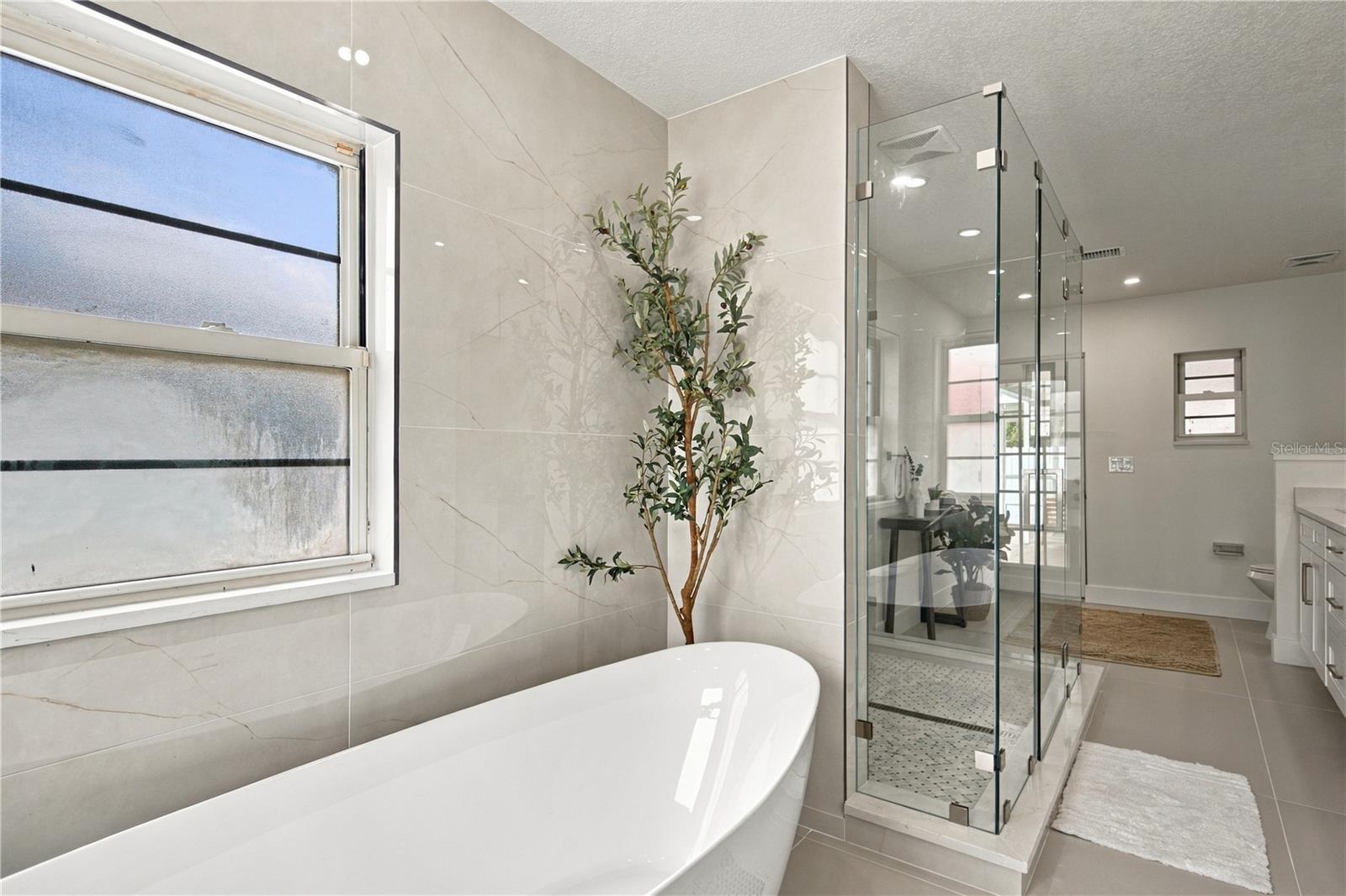 16115 PEBBLEBROOK DR — photo 25
