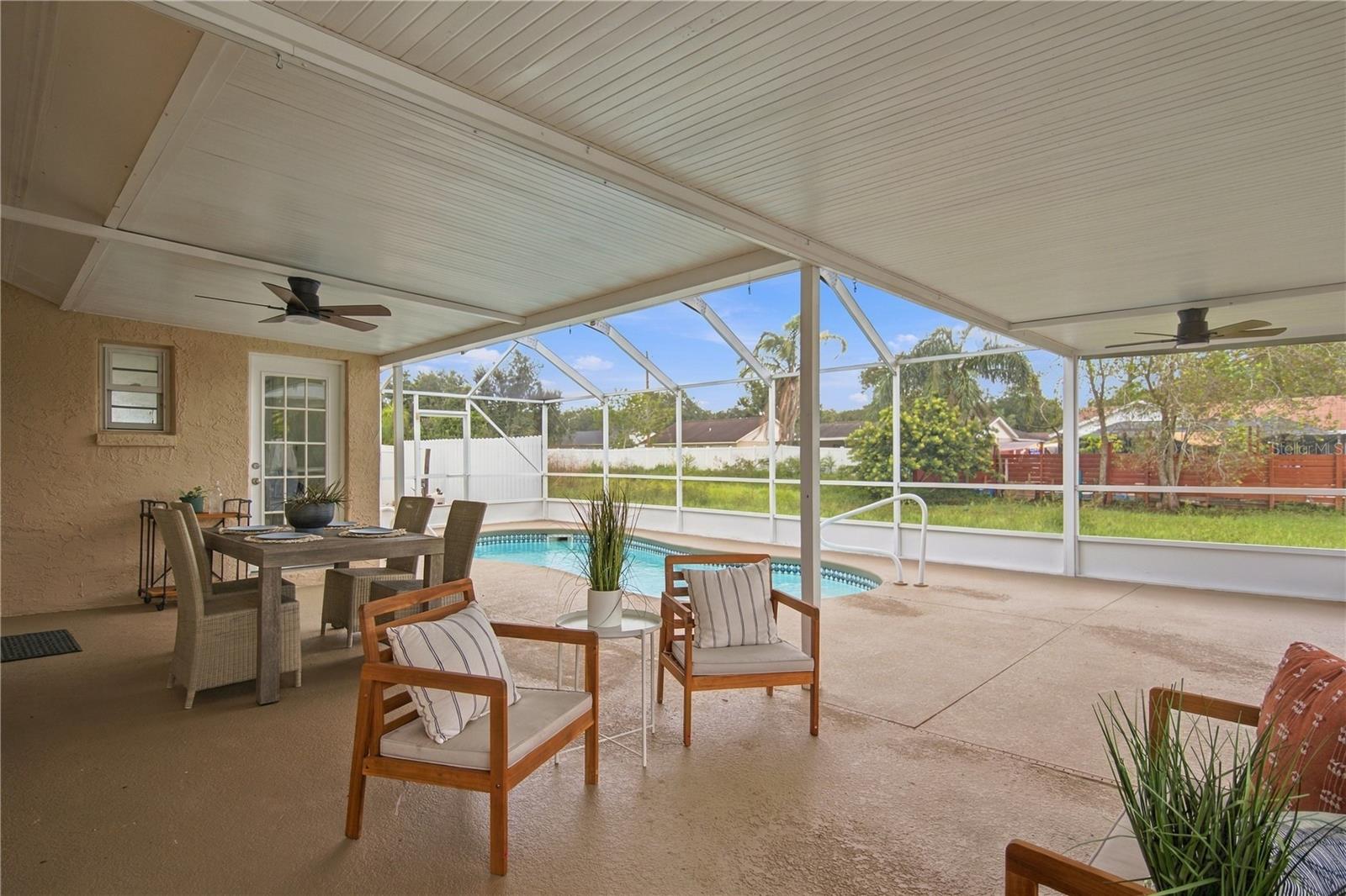 16115 PEBBLEBROOK DR — photo 34