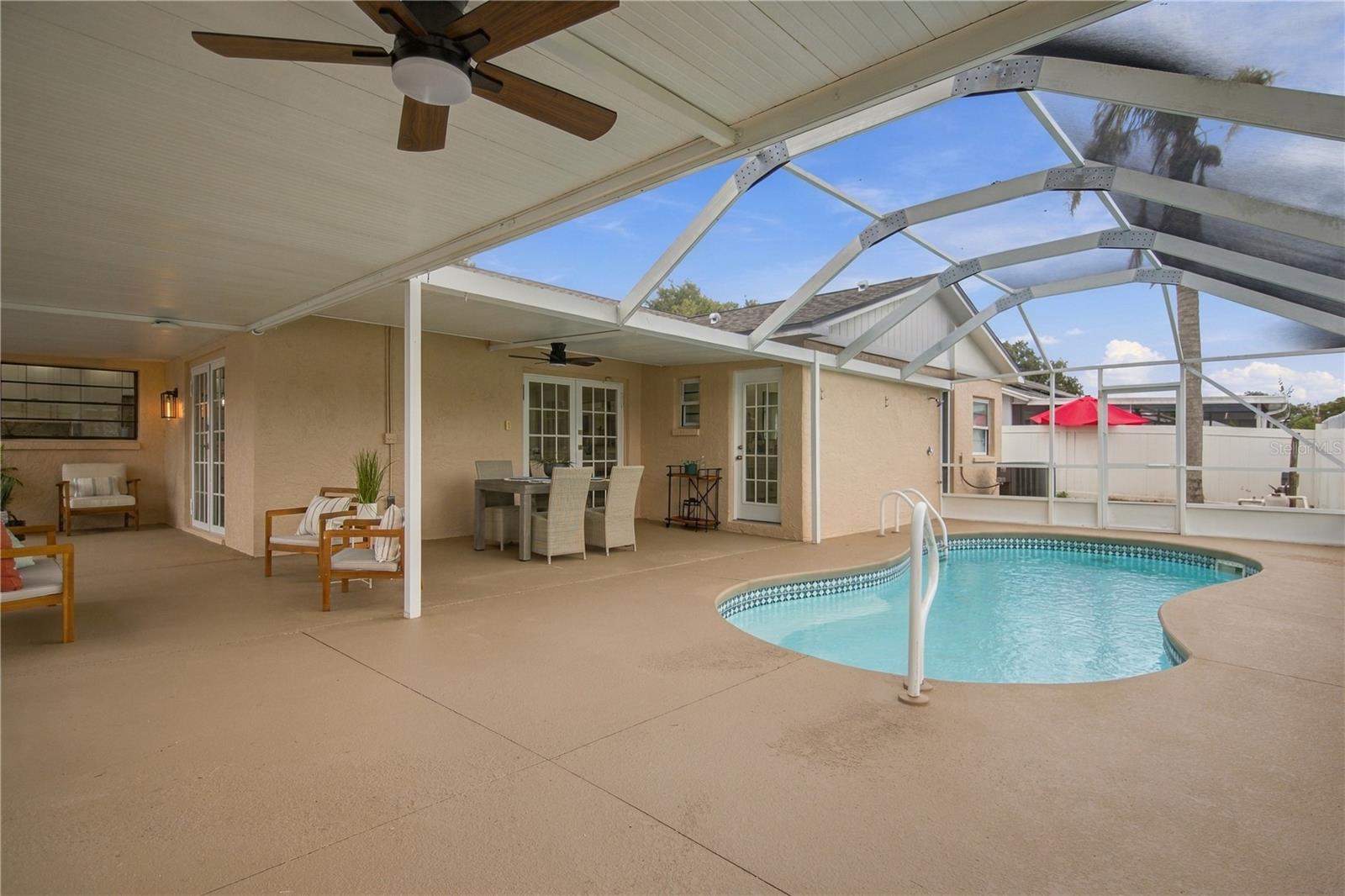 16115 PEBBLEBROOK DR — photo 2