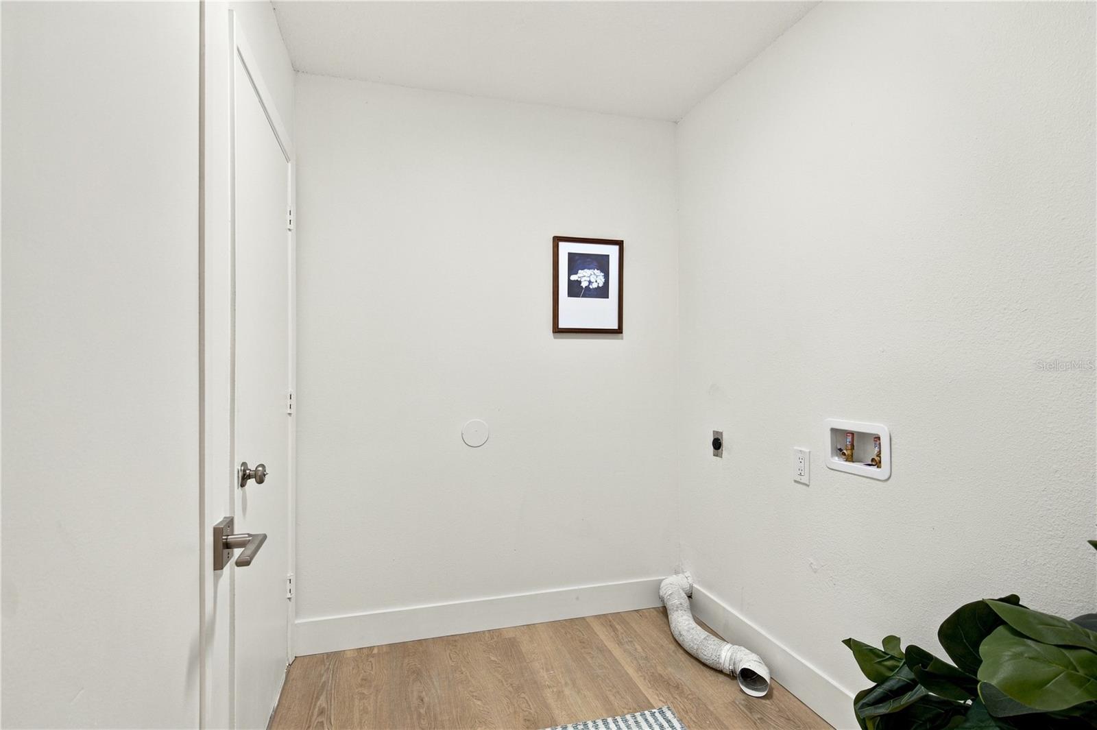 16115 PEBBLEBROOK DR — photo 33