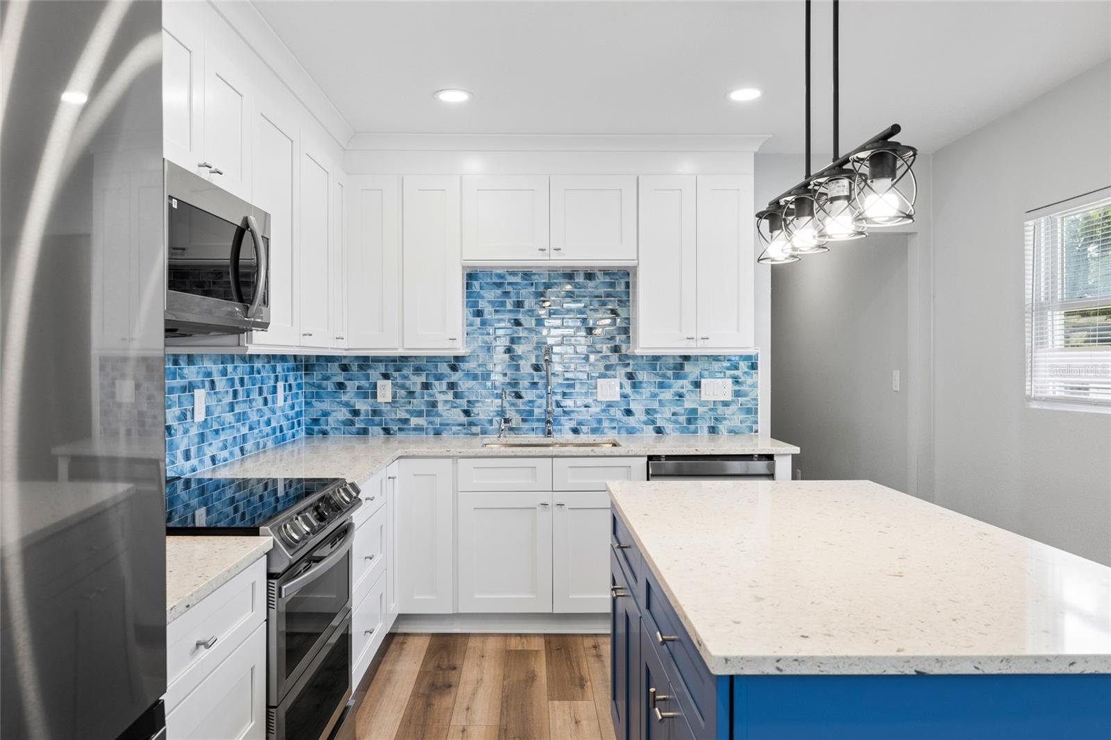 5907 N OLA AVE — photo 17