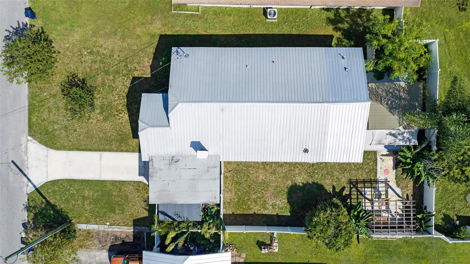 5907 N OLA AVE — photo 4