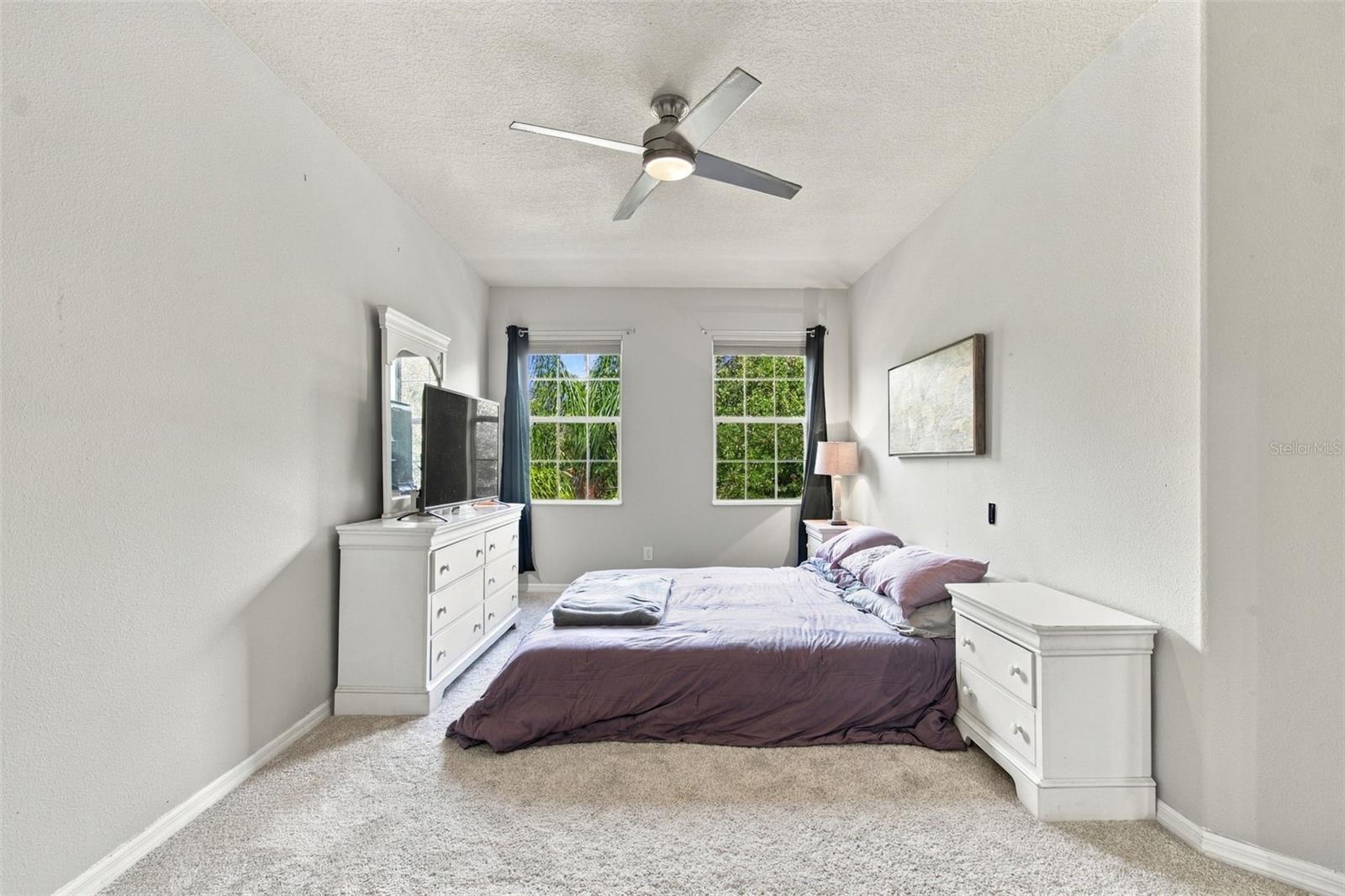2951 BIRCHCREEK DR — photo 16