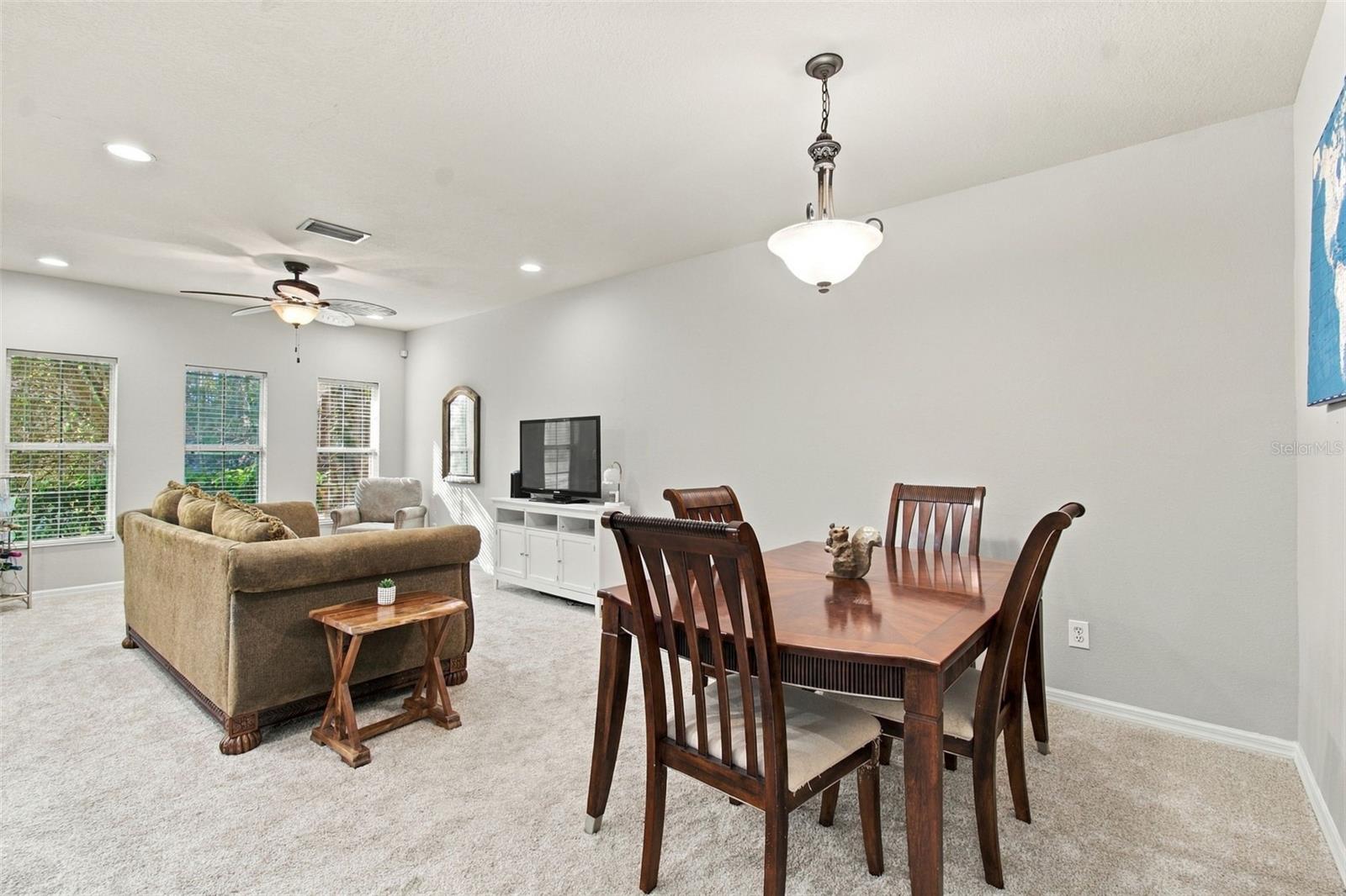 2951 BIRCHCREEK DR — photo 12